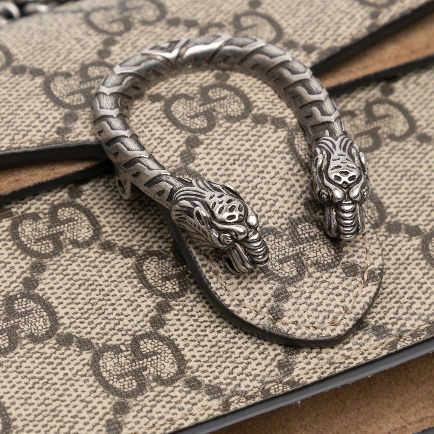 Gucci Super Mini GG Supreme Dionysus Crossbody (SHG-SOfaHT)