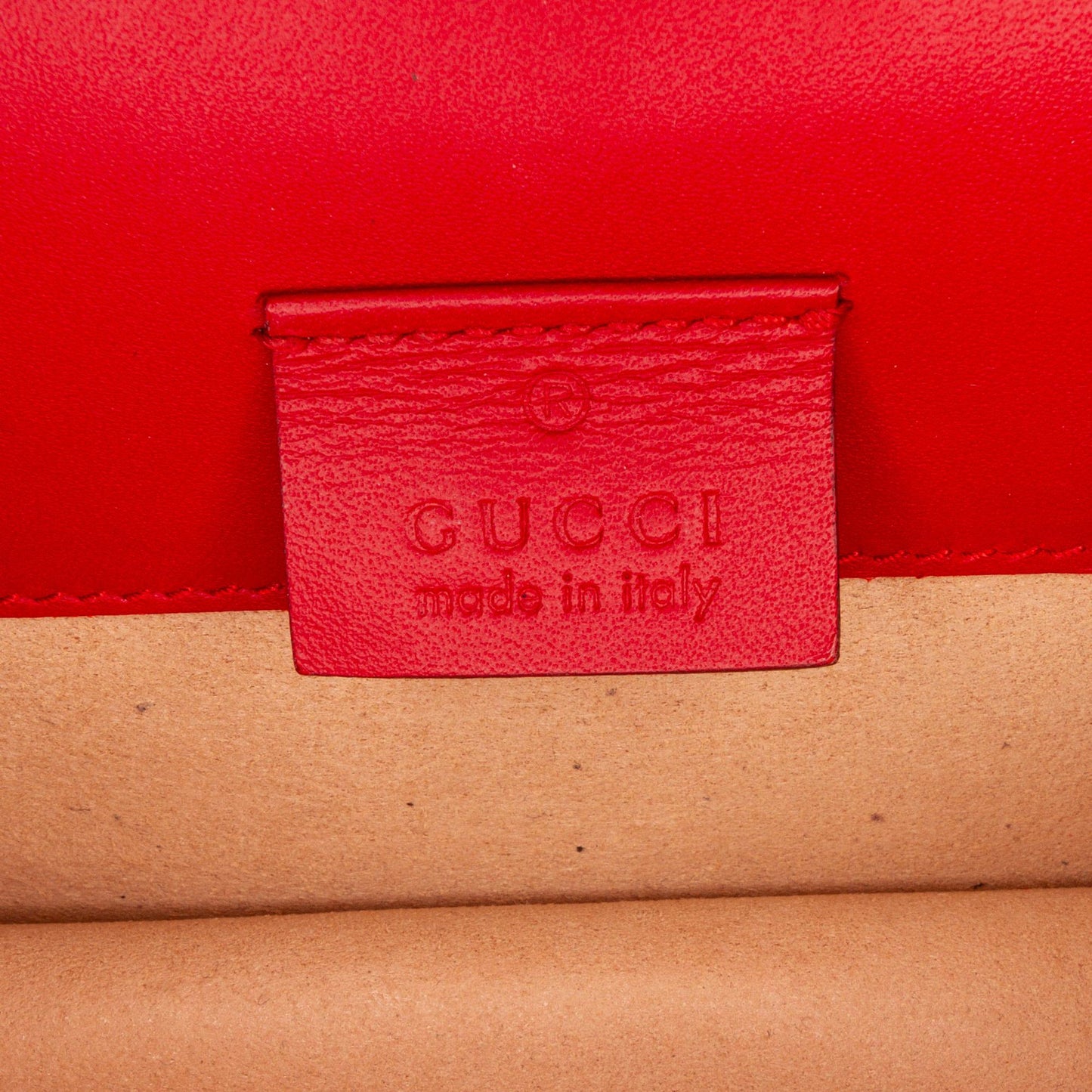 Gucci Super Mini Sylvie Chain Bag (SHG-LSaXfy)
