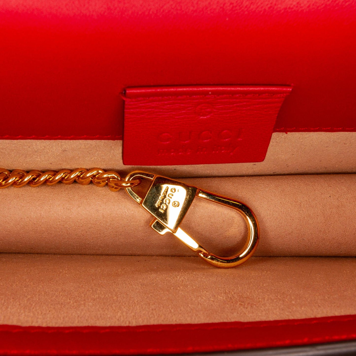 Gucci Super Mini Sylvie Chain Bag (SHG-LSaXfy)