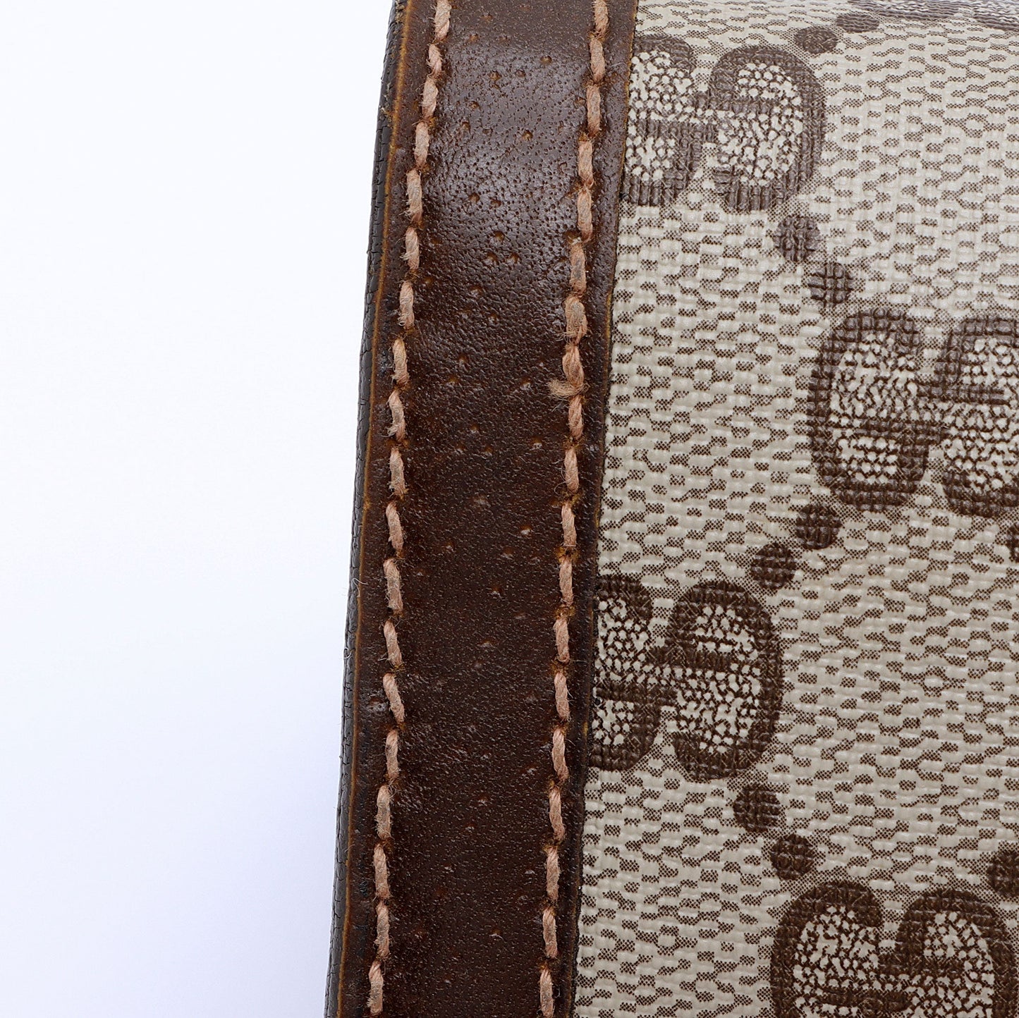 Gucci Vintage GG Plus Web Clutch (SHF-KLWssC)