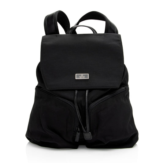 Gucci Vintage Nylon Backpack (SHF-B0jNII)