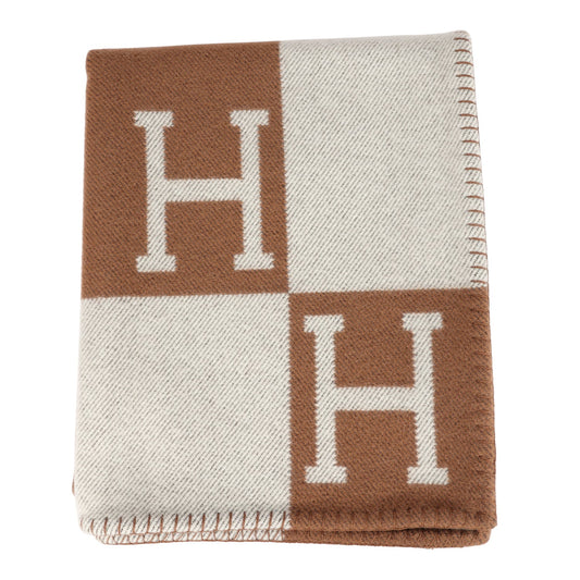 Hermes "Avalon III" Ecru and Camel Blanket