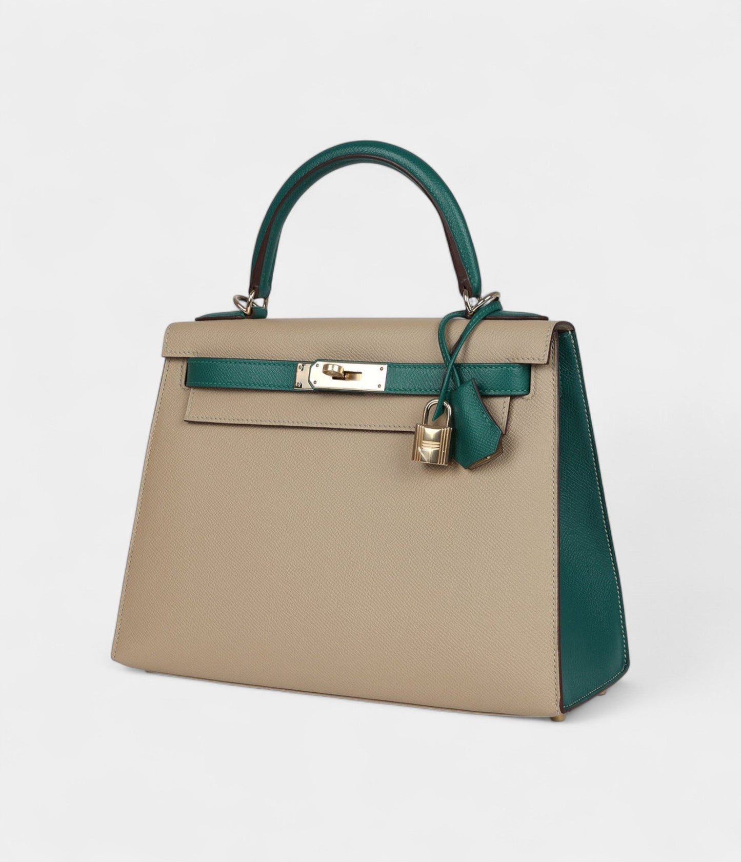 Hermes Kelly 28 Malachite and Trench Epsom Permabrass Hardware