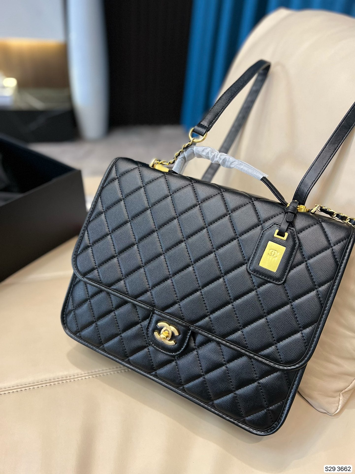 CC664 Backpack / 12.4x12.2x3.5inch