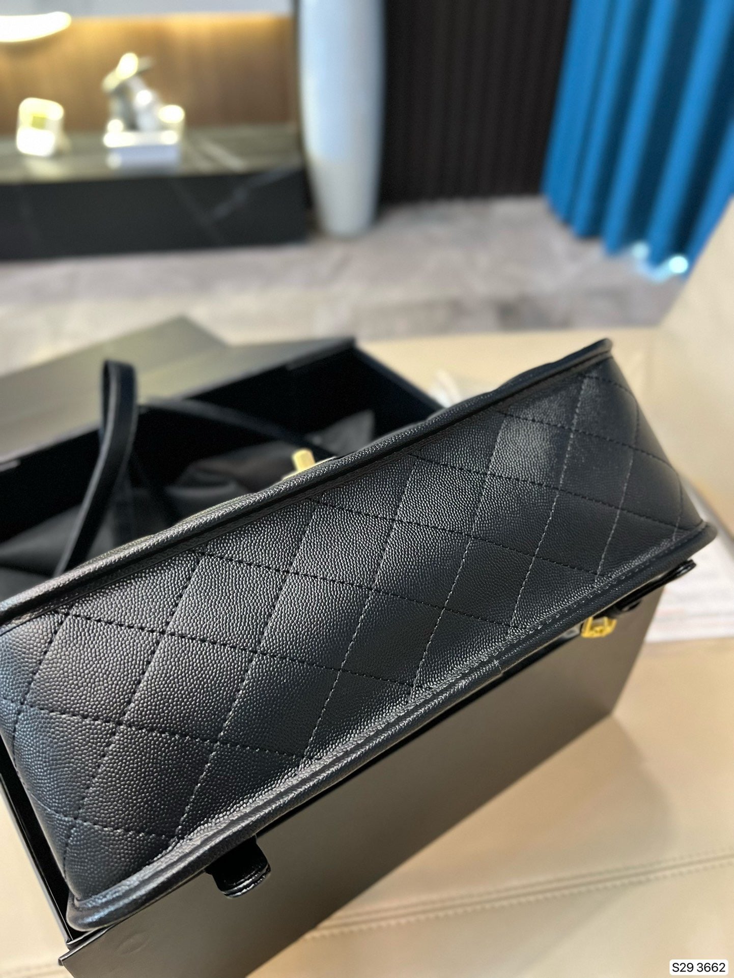 CC664 Backpack / 12.4x12.2x3.5inch