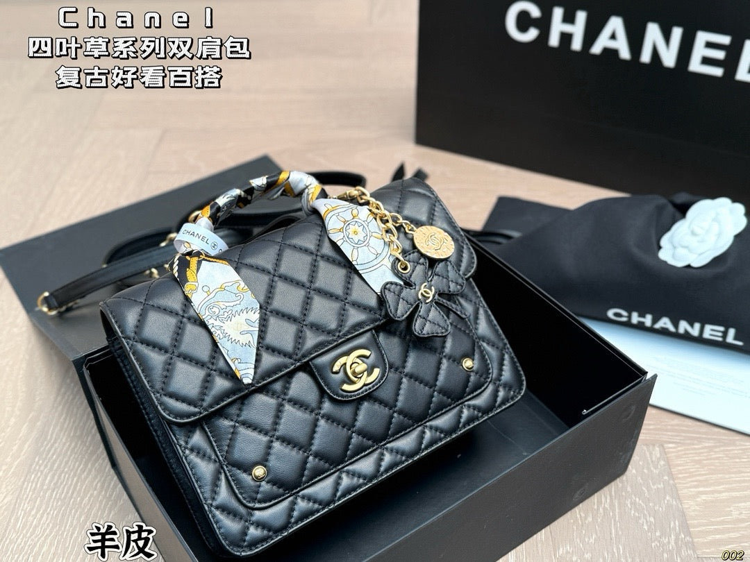 CC1194 Backpack / 7.1 x 9.1 x 2.4in