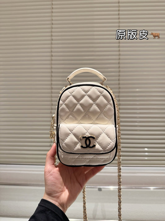 CC1118 Mini Backpack / 7.1 x 5.1 x 3.5in