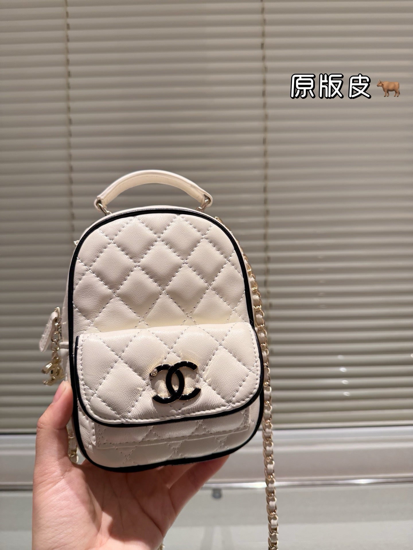 CC1118 Mini Backpack / 7.1 x 5.1 x 3.5in