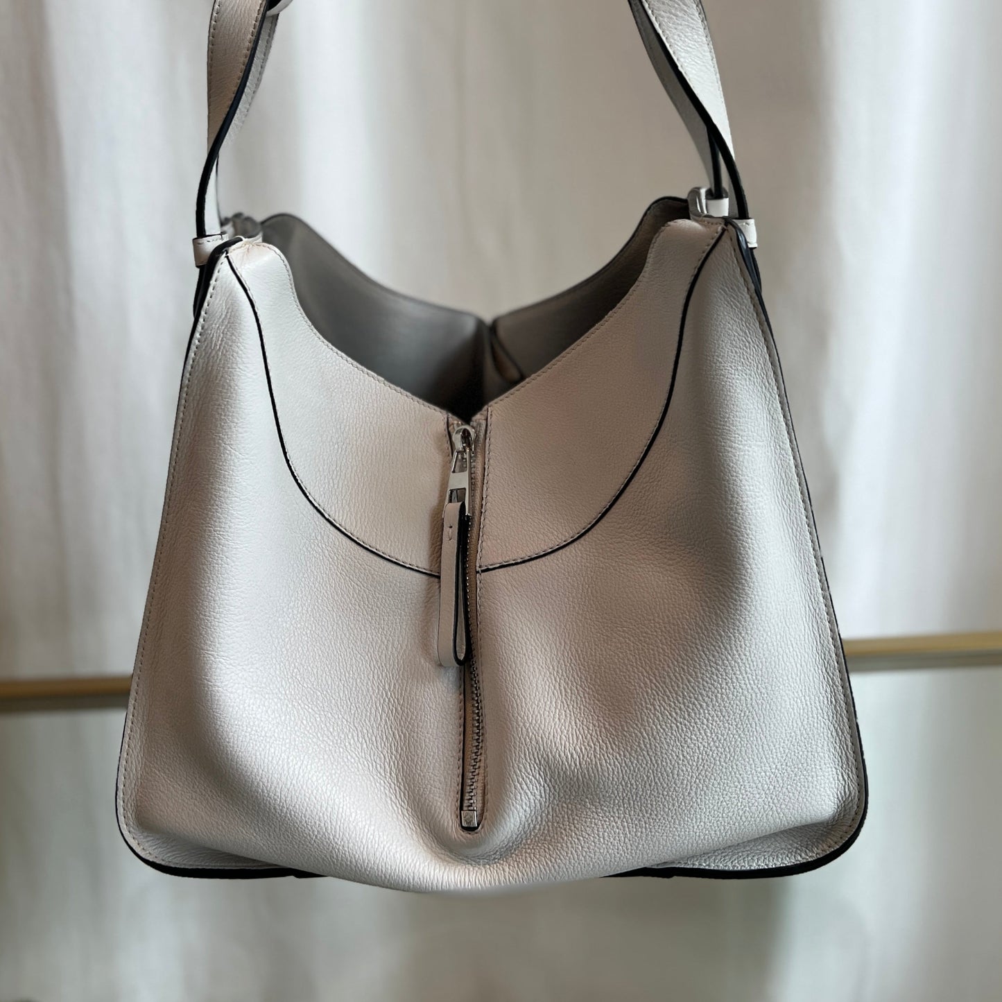 LOEWE White Leather Hammock 2 Way Shoulder Bag