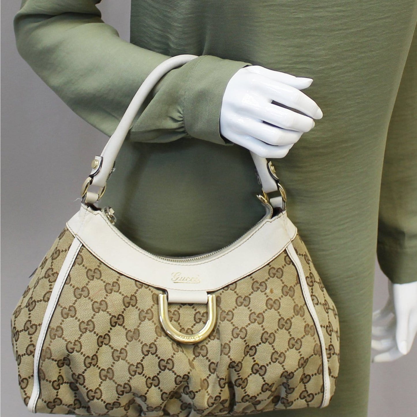 GUCCI GG Monogram Medium D Ring Hobo Bag 190525