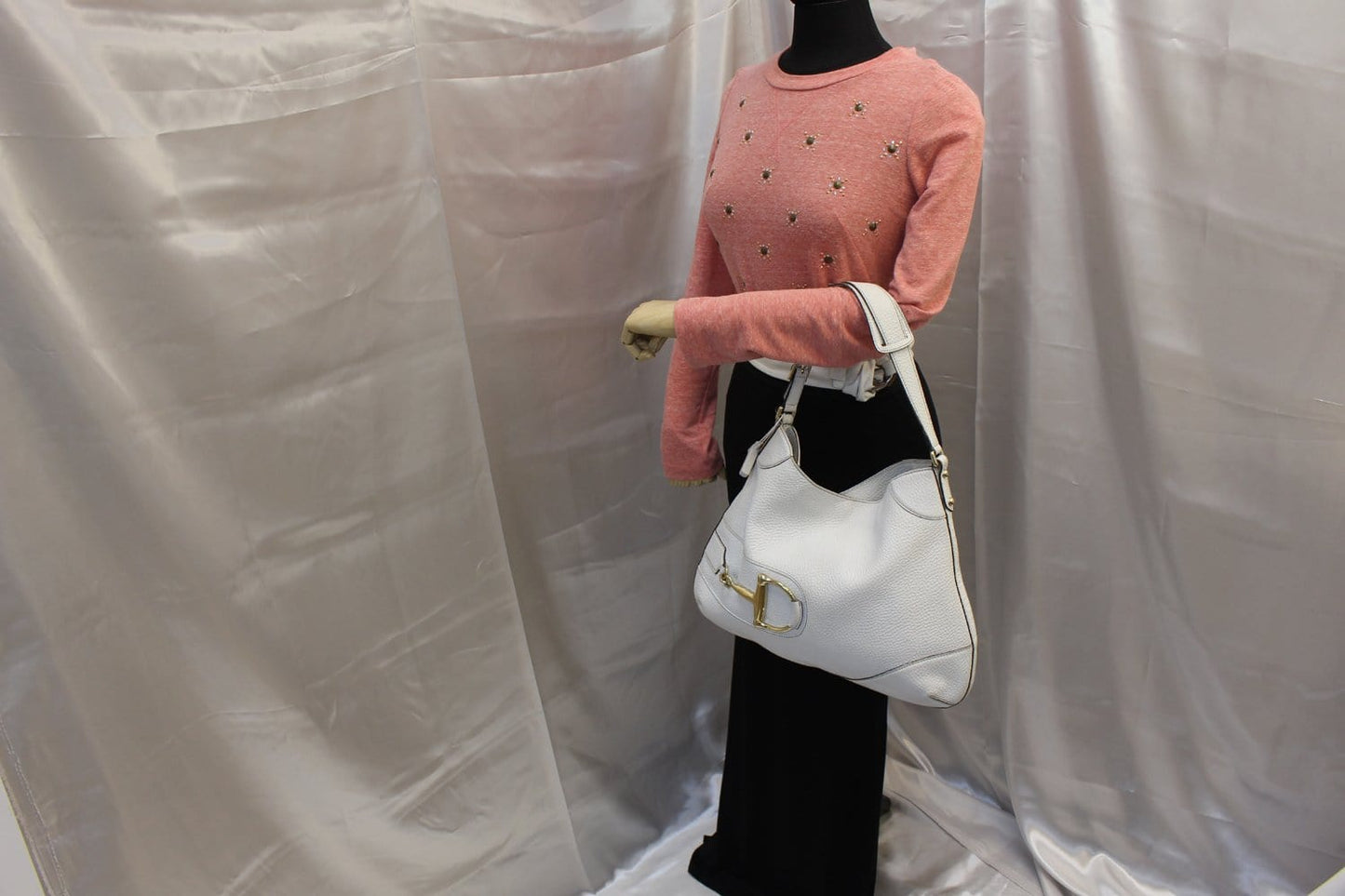 GUCCI 137386 White Leather Saddle Shoulder Bag