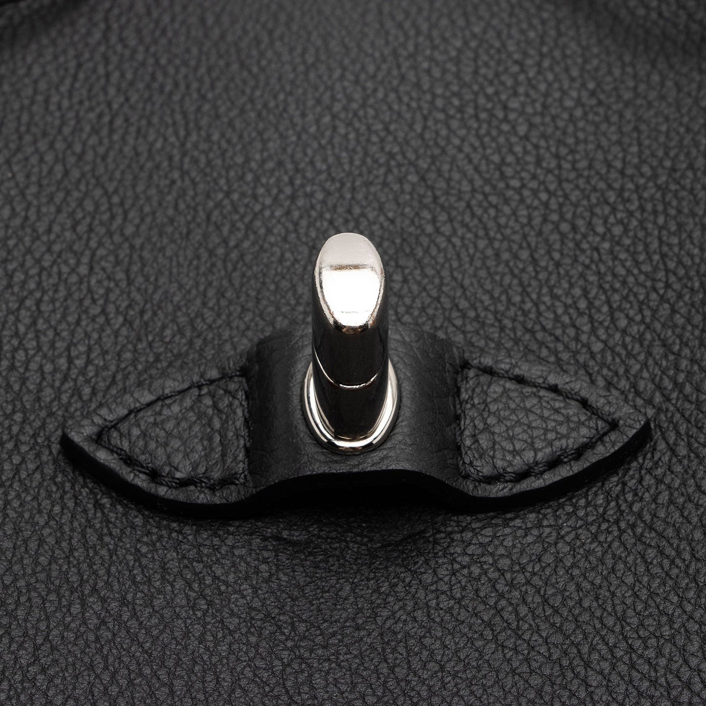 Louis Vuitton Calfskin Lockme Backpack (SHF-zVEB4r)