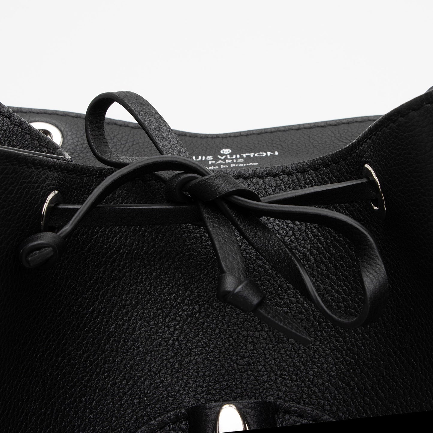 Louis Vuitton Calfskin Lockme Backpack (SHF-zVEB4r)