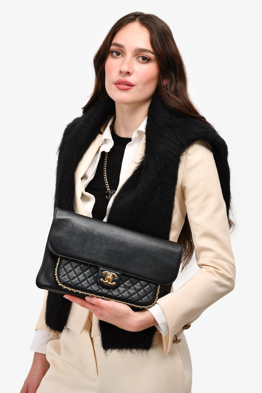 Pre-Loved Chanel™ 2017/18 Black Lambskin 'Unchained' CC Clutch