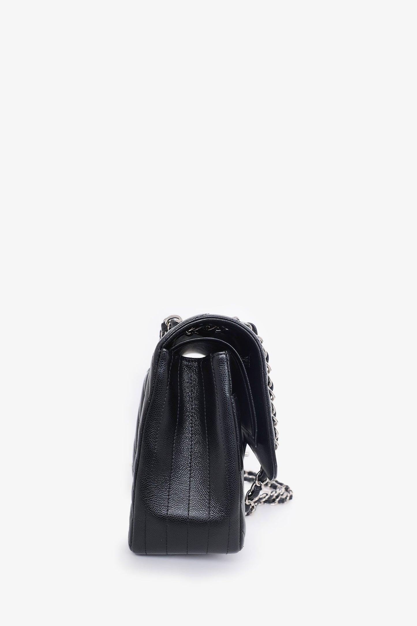 Pre-Loved Chanel™ 2016-17 Black Chevron Caviar Leather Jumbo Double Flap