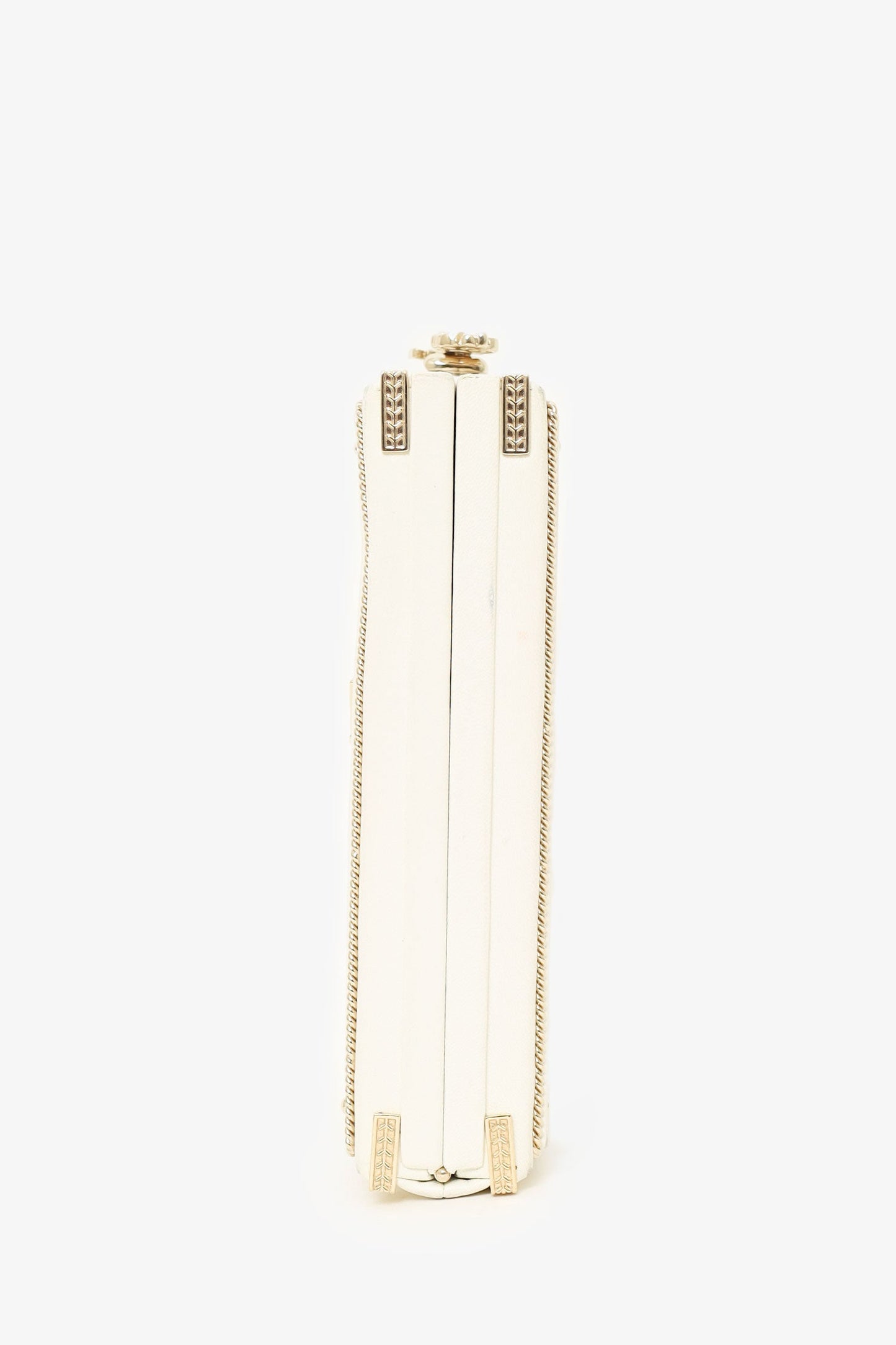 Pre-Loved Chanel™ 2017-18 White Lambskin Paris-Cosmopolite Coco In Ritz Clutch with Chain