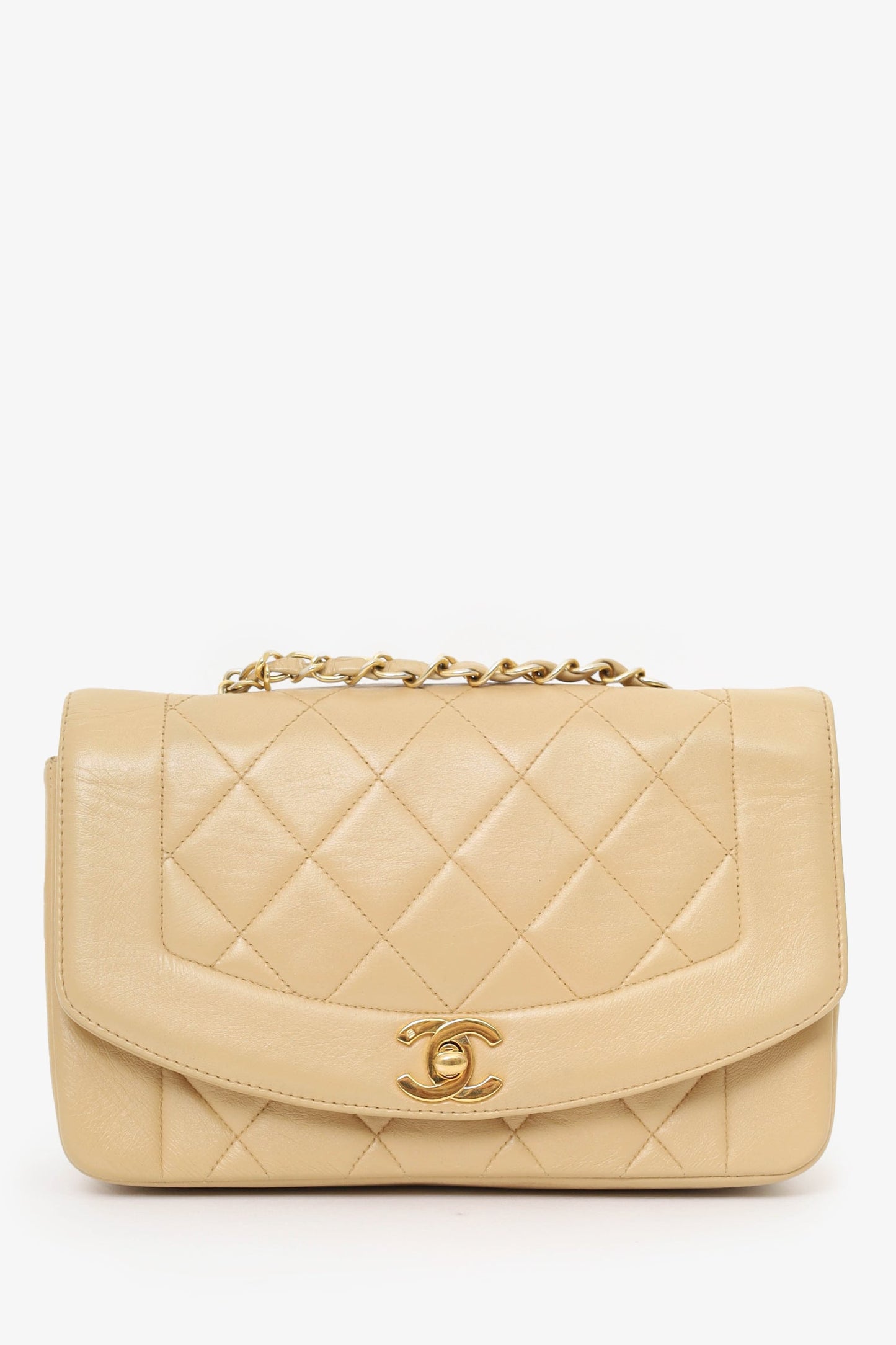 Pre-Loved Chanel™ Beige Lambskin Small Diana Flap Bag