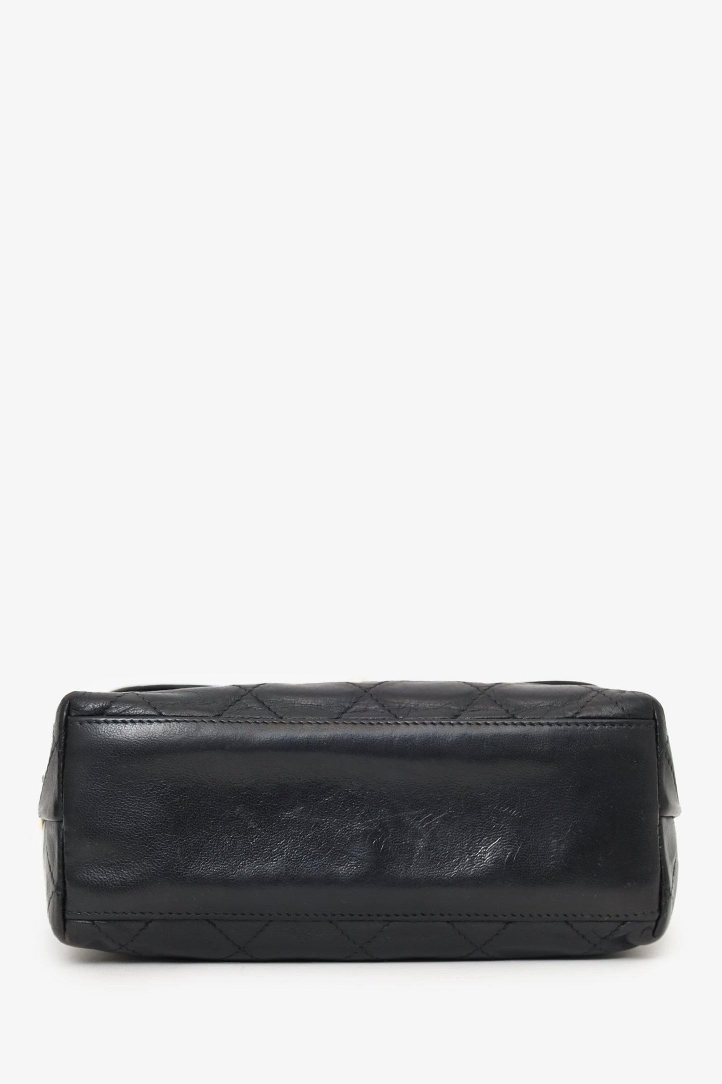 Pre-Loved Chanel™ 1991-94 Black Lambskin Round Flap Shoulder Bag