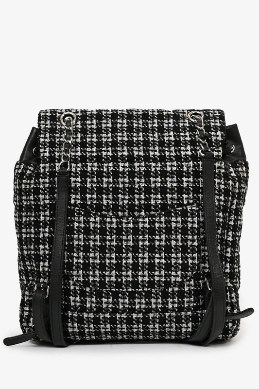 Pre-Loved Chanel™ 2016 Black/Silver Tweed 'Urban Spirit' Backpack