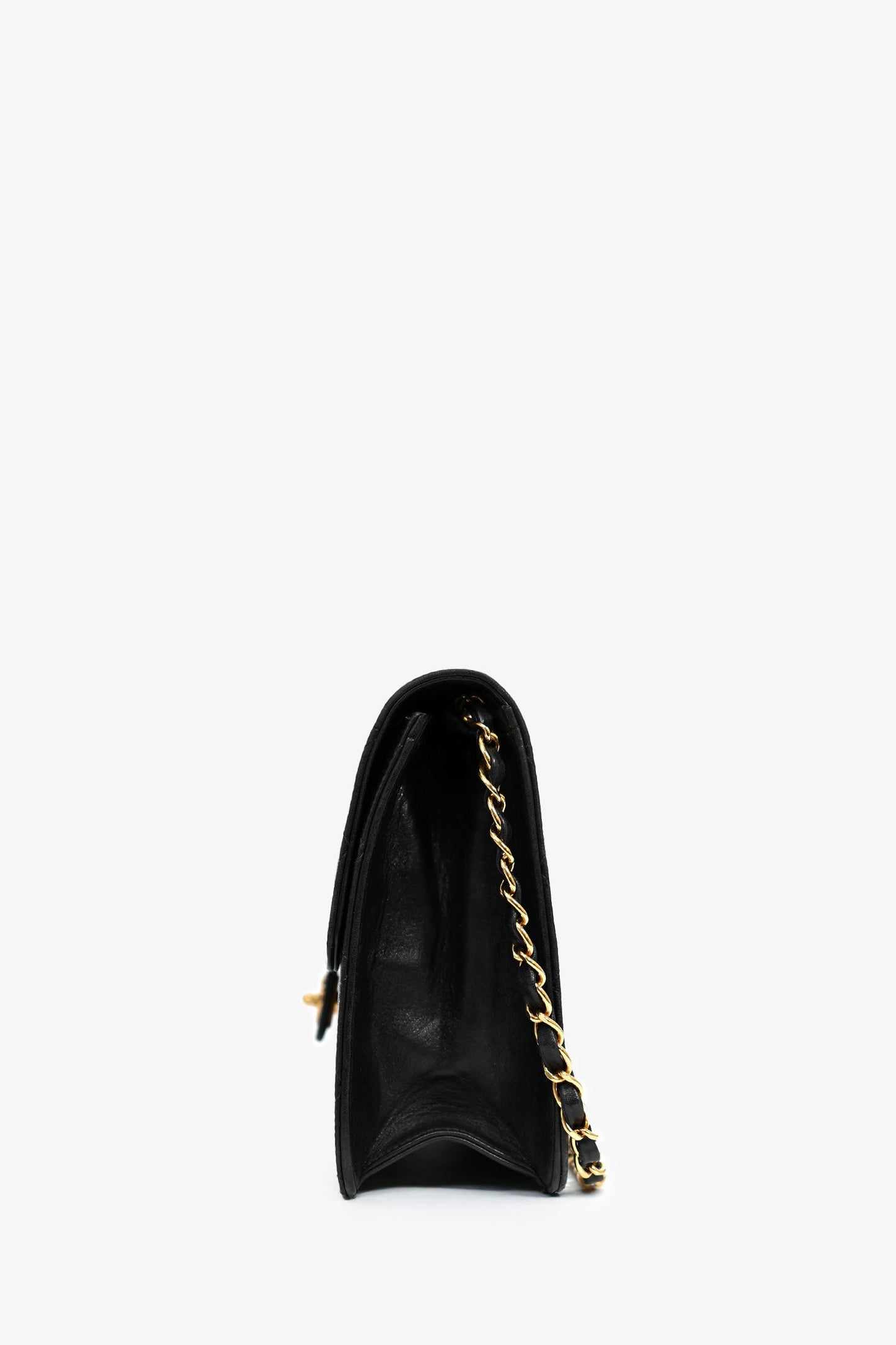 Pre-Loved Chanel™ 1994 Black Lambskin Single Chain Flap Bag