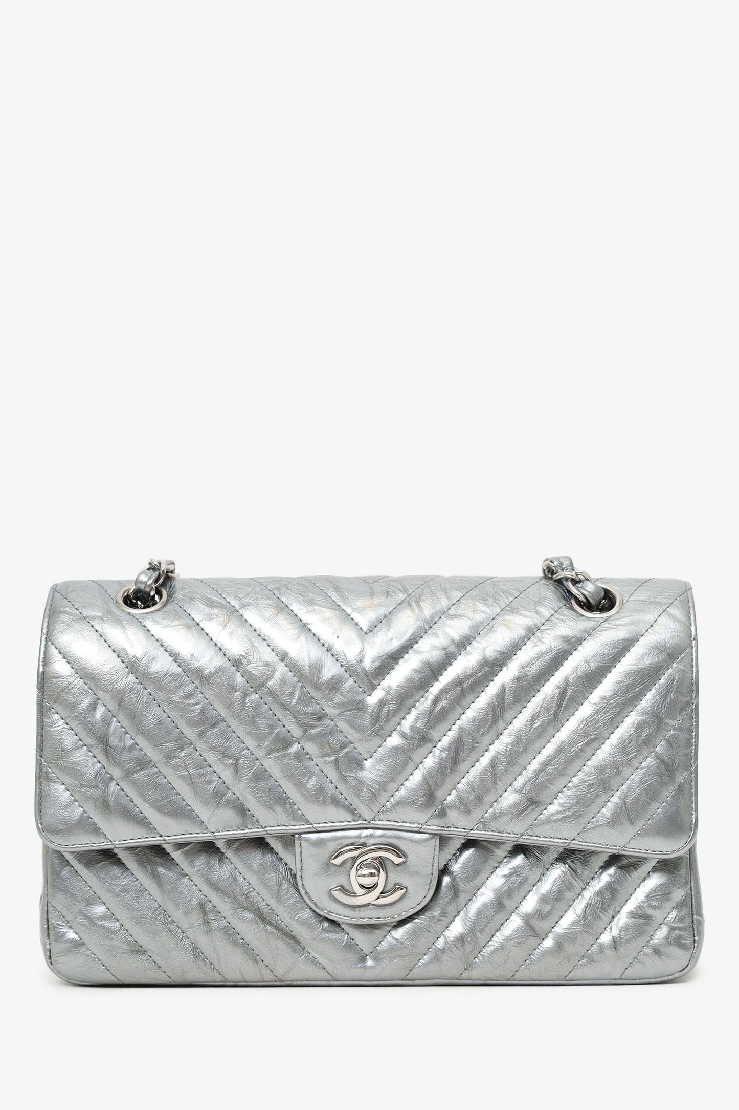 Pre-Loved Chanel™ 2018 Silver Metallic Patent Crumpled Calfskin Chevron Quilted Medium Double Flap