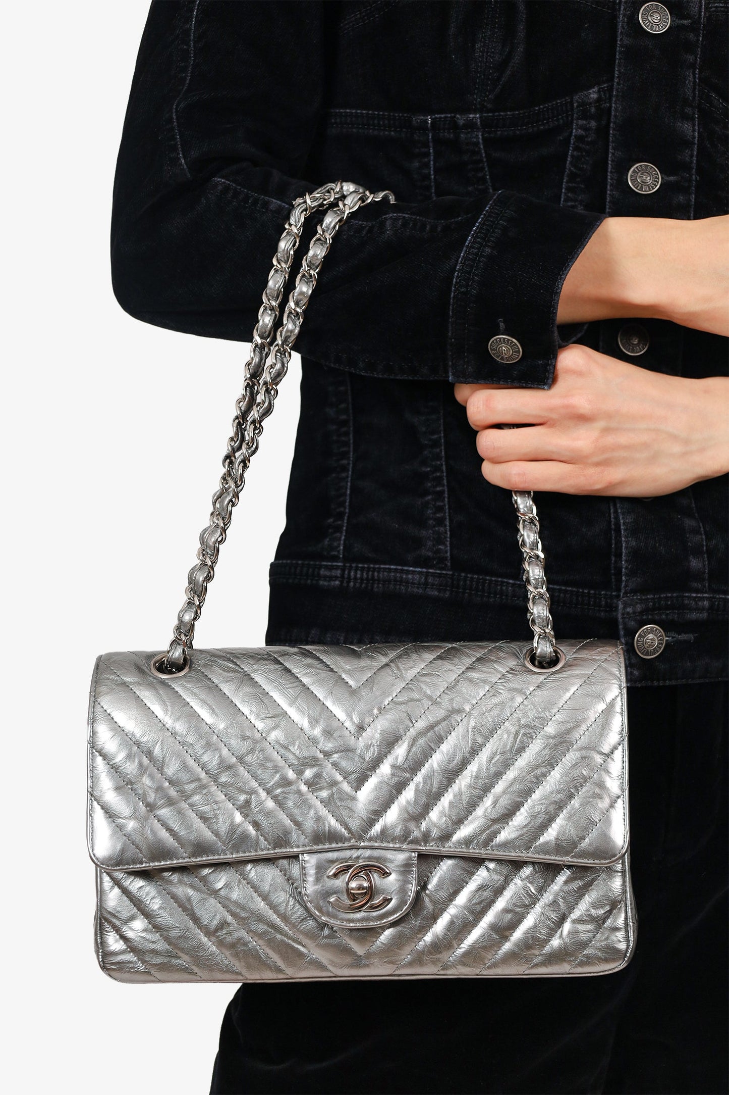Pre-Loved Chanel™ 2018 Silver Metallic Patent Crumpled Calfskin Chevron Quilted Medium Double Flap