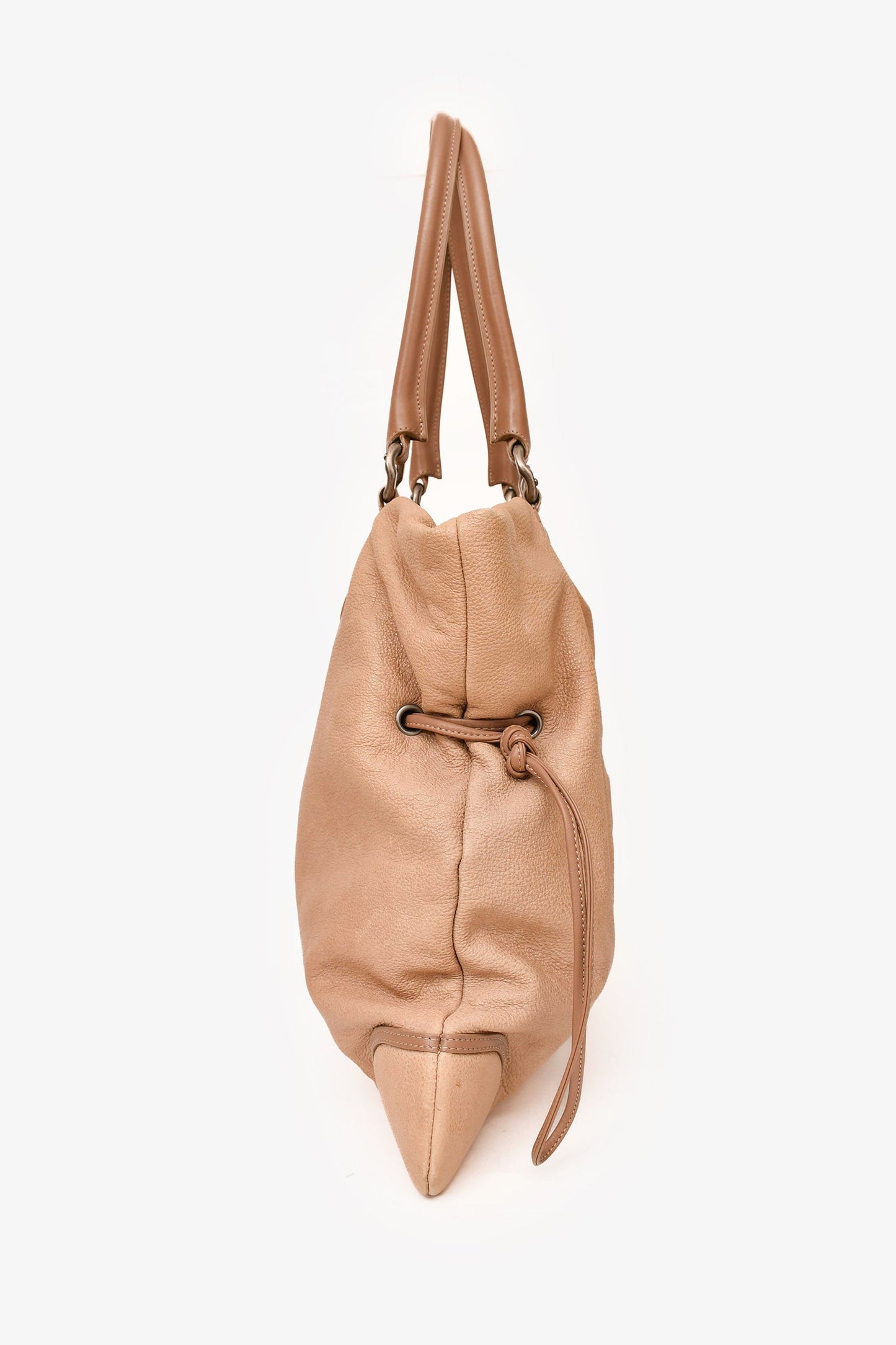 Pre-Loved Chanel™ 2010-11 Beige Washed Leather Drawstring Bag