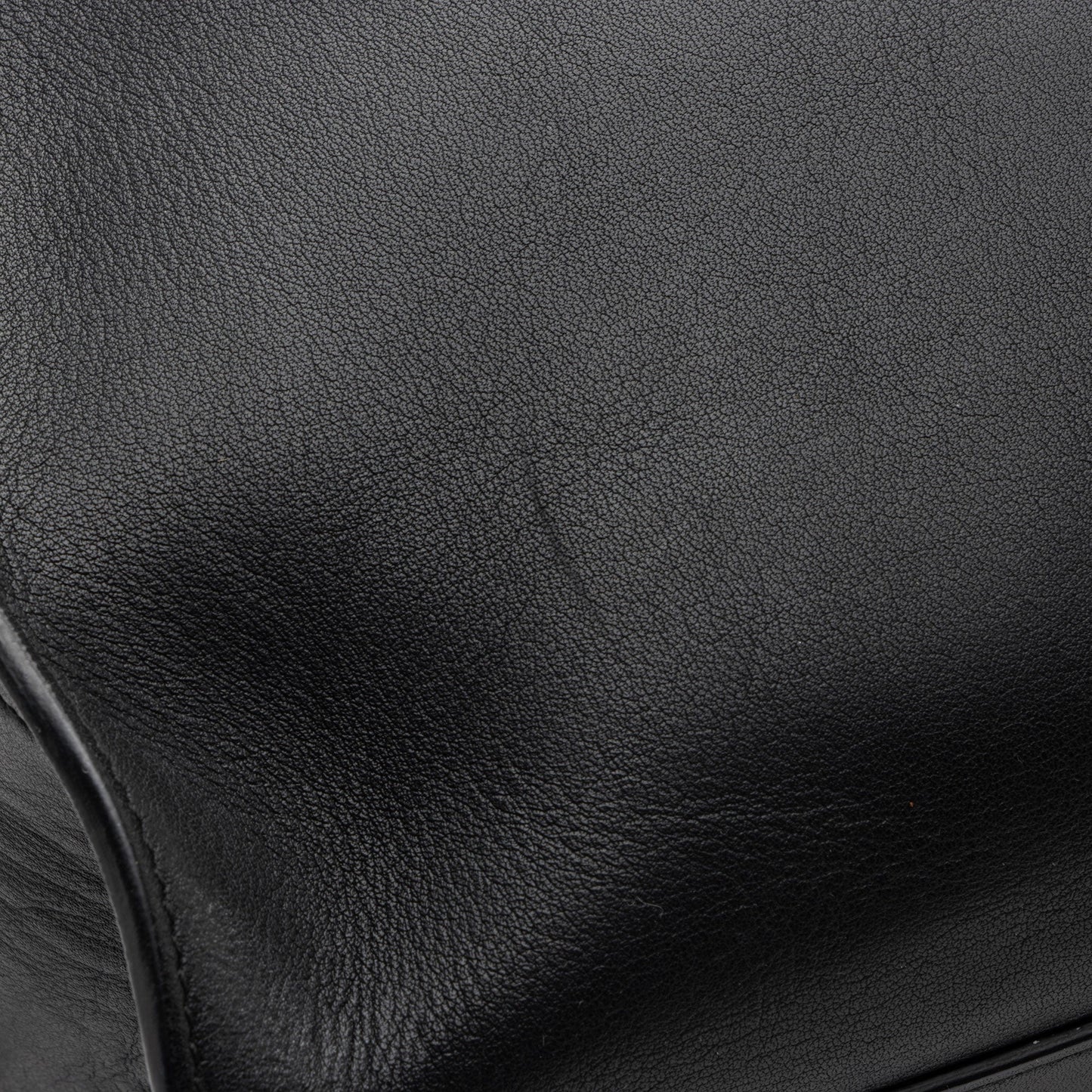 Saint Laurent Calfskin Cabas Chyc Medium Tote (SHF-vEmkbR)