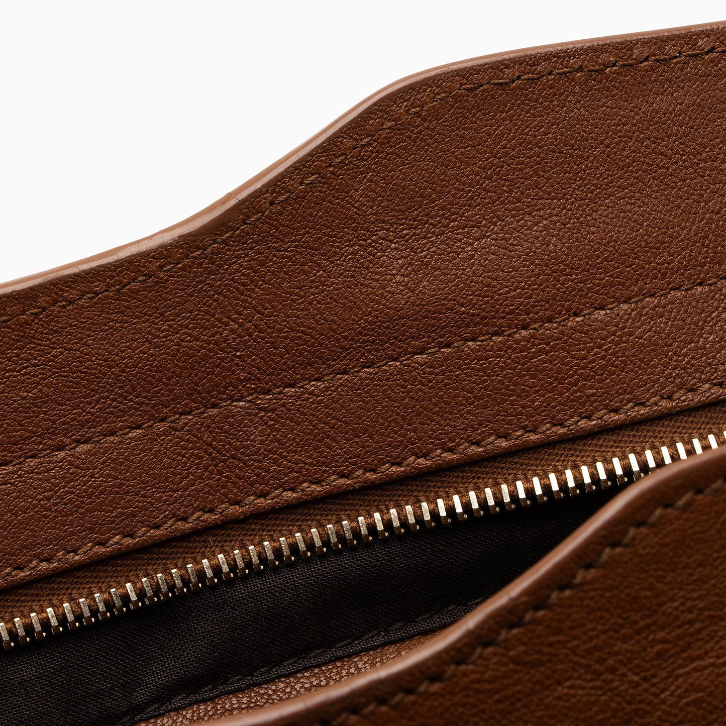 Saint Laurent Calfskin Cabas Chyc Medium Tote (SHF-Ivua2g)