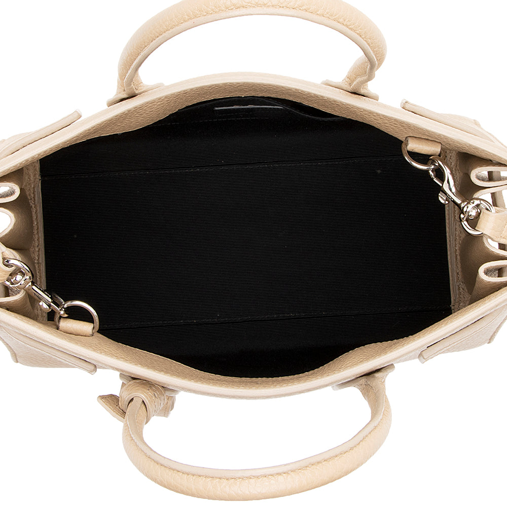 Saint Laurent Calfskin Classic Sac de Jour Nano Tote (SHF-16258)