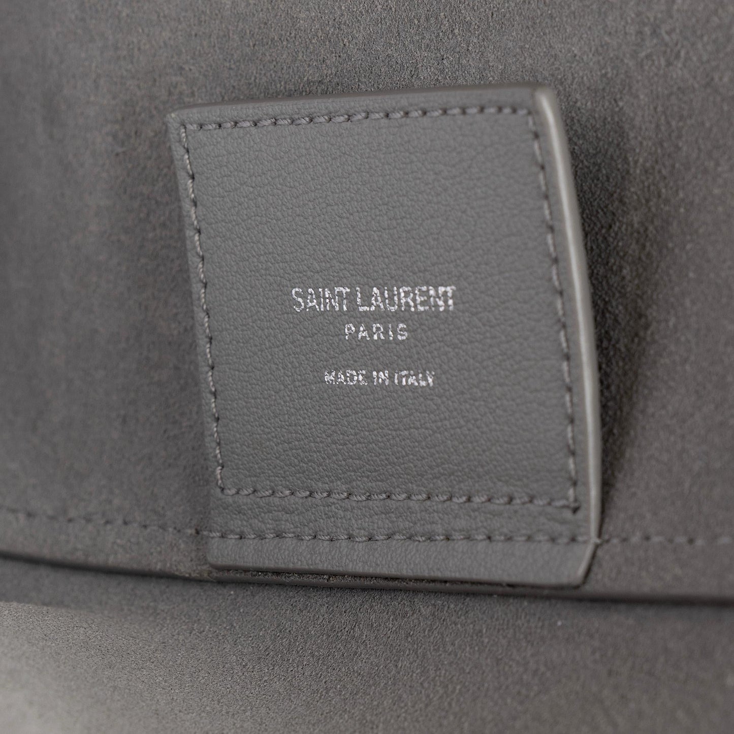 Saint Laurent Calfskin Large Shopping Tote (SHF-pwhKvE)