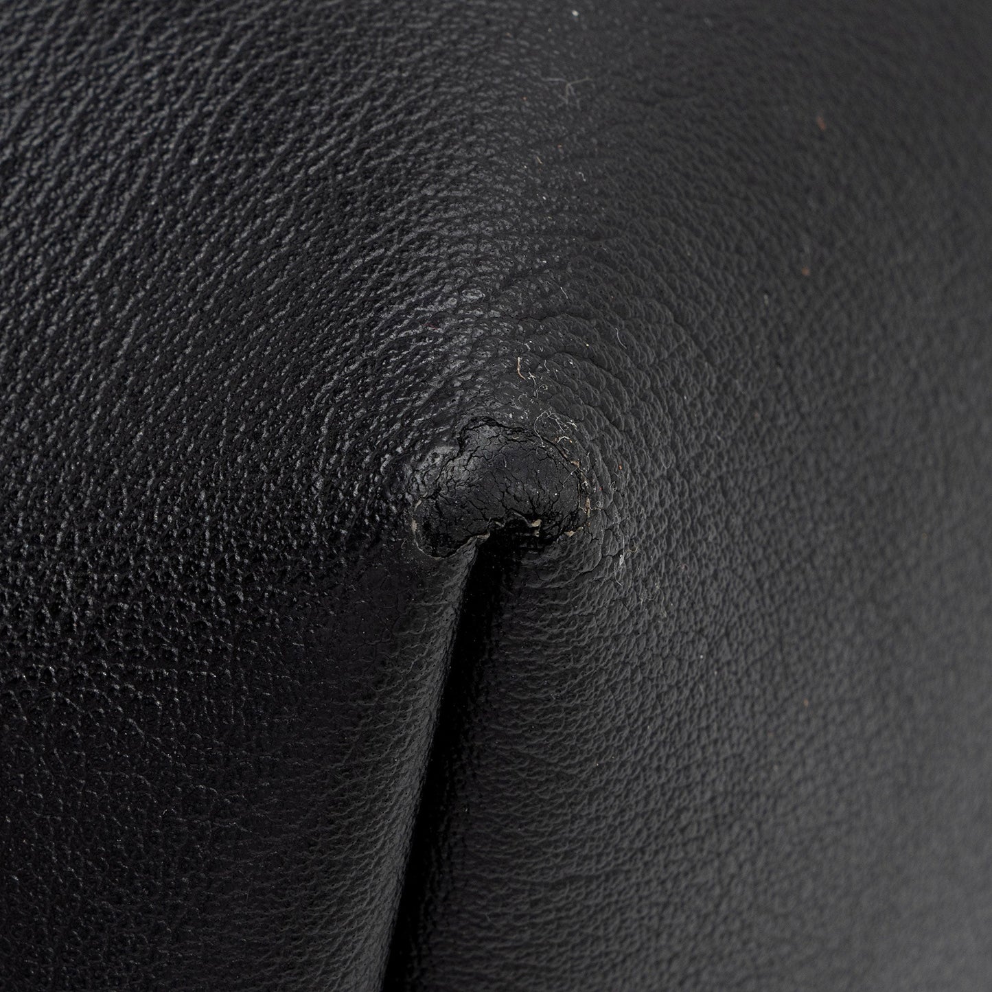 Saint Laurent Calfskin Large Shopping Tote (SHF-wdJx5S)