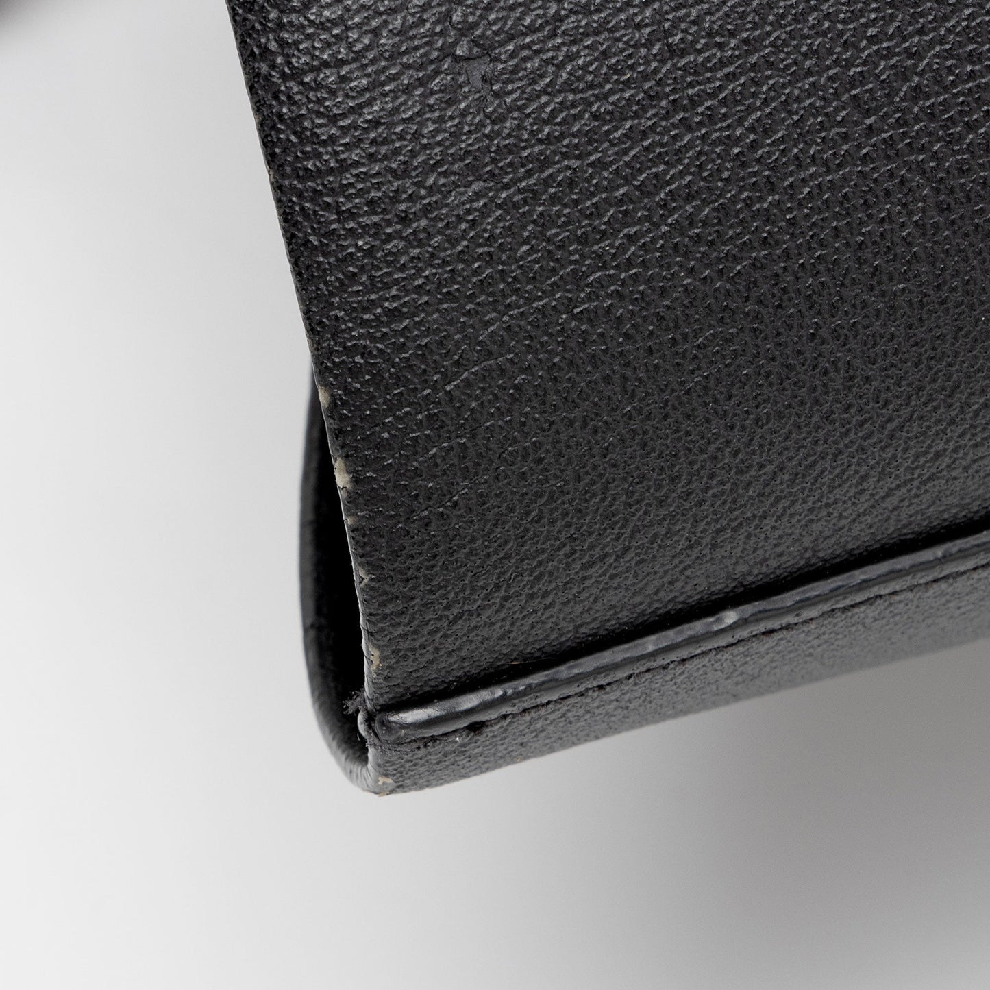 Saint Laurent Calfskin Large Shopping Tote (SHF-wdJx5S)