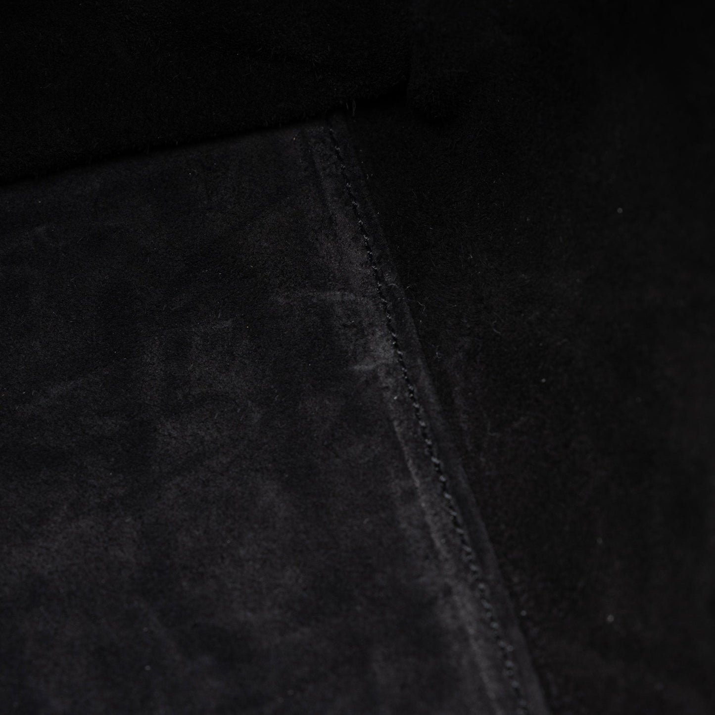Saint Laurent Calfskin Lipstick Baby Duffle Bag (SHF-0OJW25)