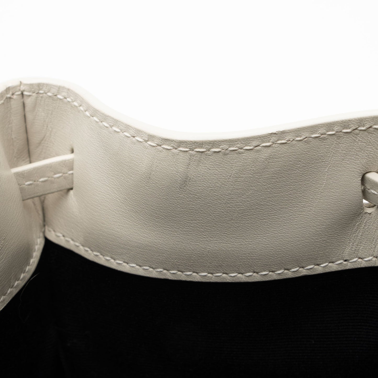 Saint Laurent Calfskin Talitha Medium Bucket Bag (SHF-RvP2LH)