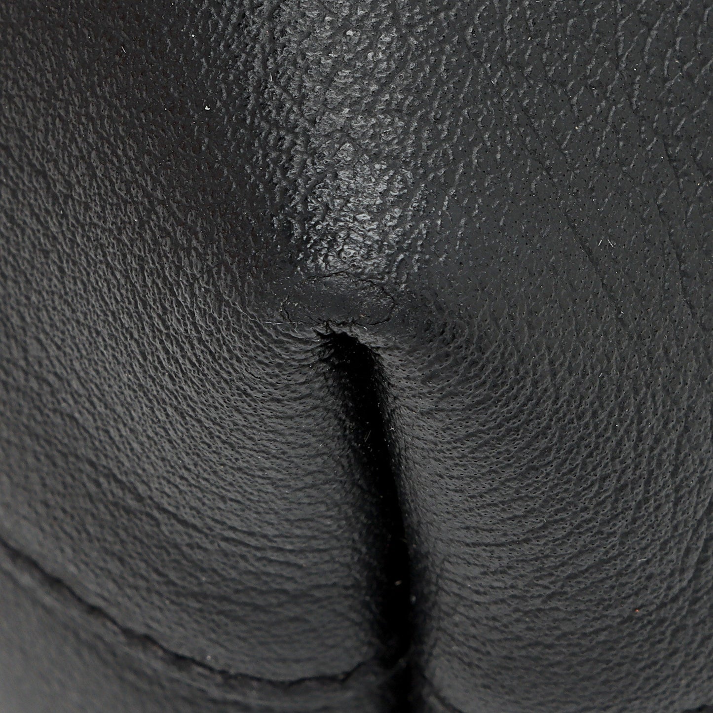 Saint Laurent Calfskin Toy Shopping Tote (SHF-KLo77l)