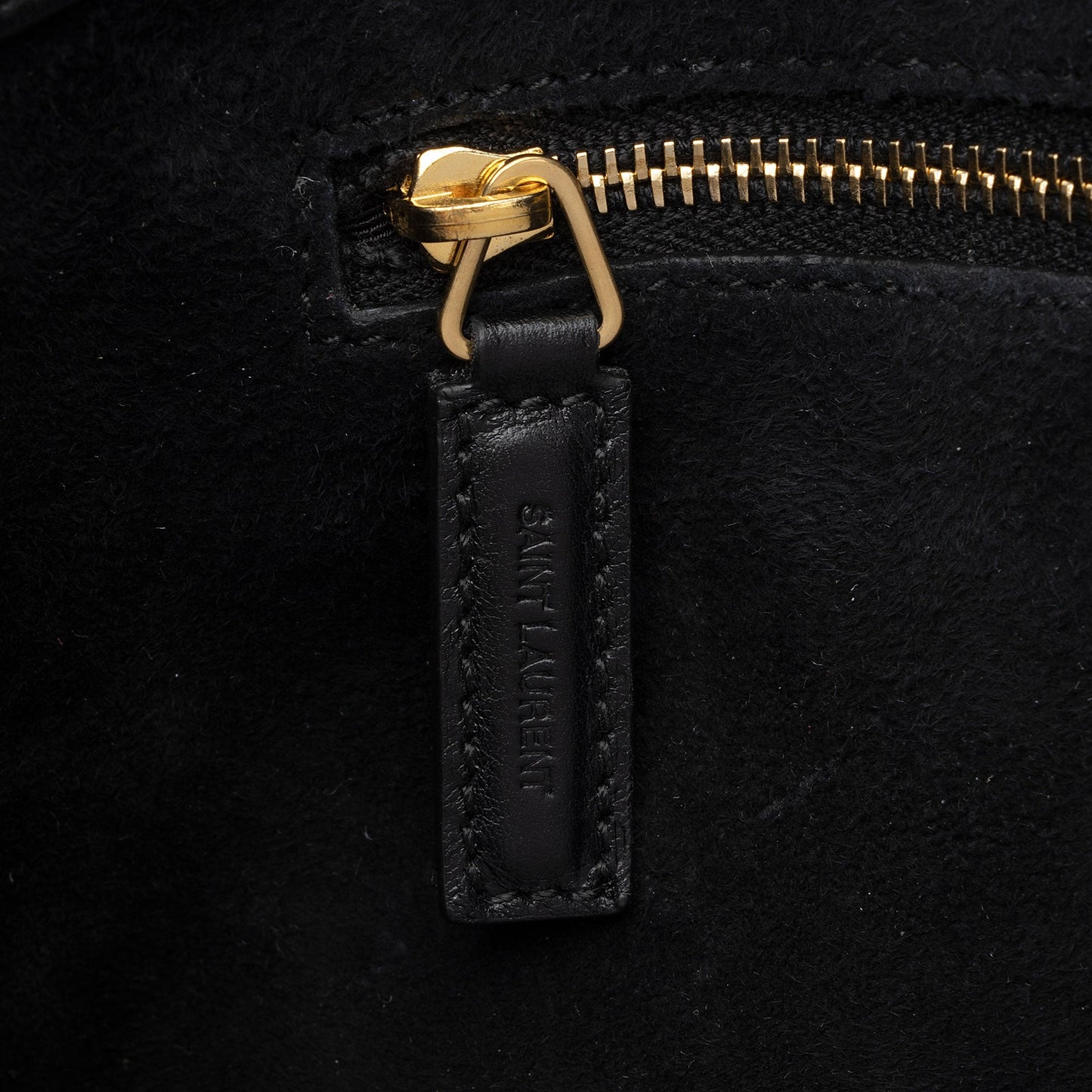 Saint Laurent Classic Calfskin Large Sac De Jour Tote (SHF-bynEkD)