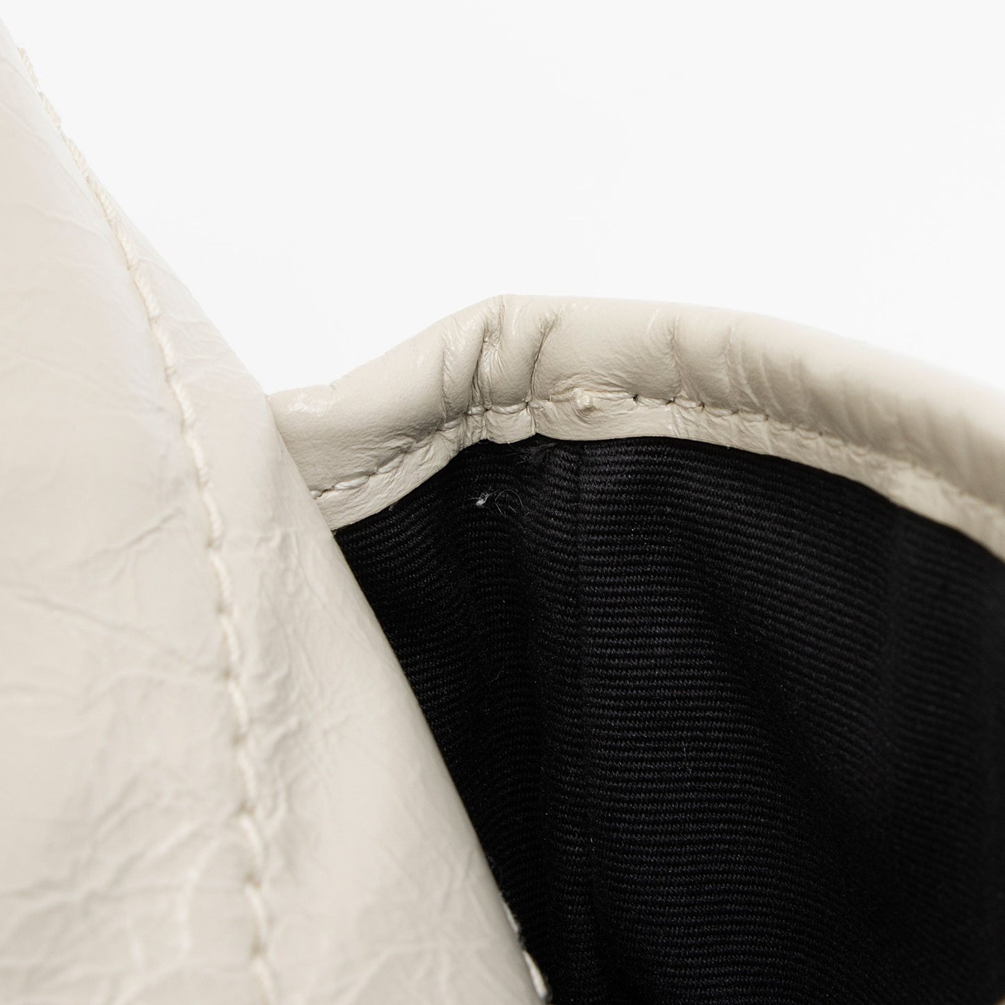 Saint Laurent Crinkled Calfskin Monogram Niki Baby Shoulder Bag (SHF-6jT1UC)