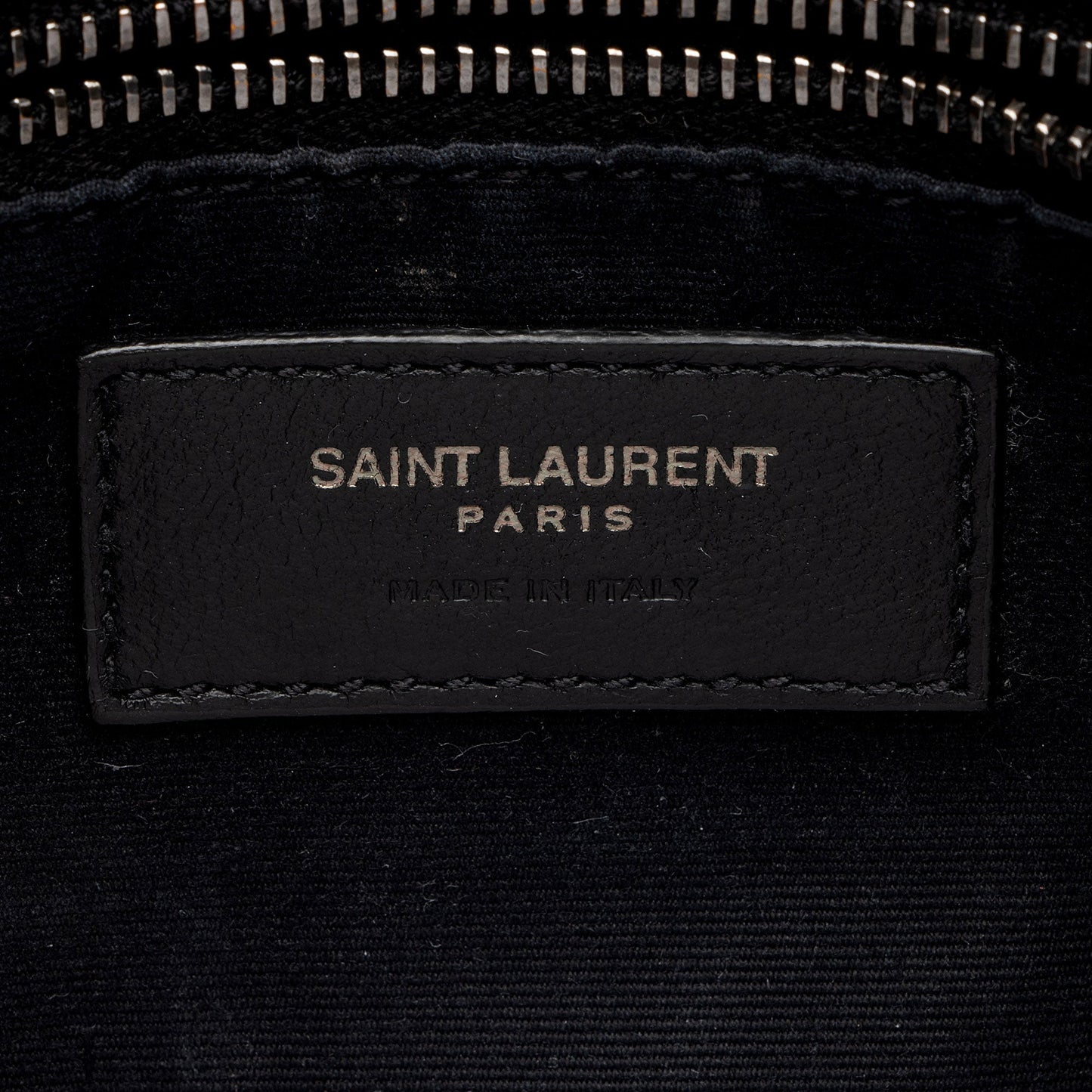 Saint Laurent Crinkled Calfskin Monogram Niki Chain Wallet (SHF-w5uFiz)