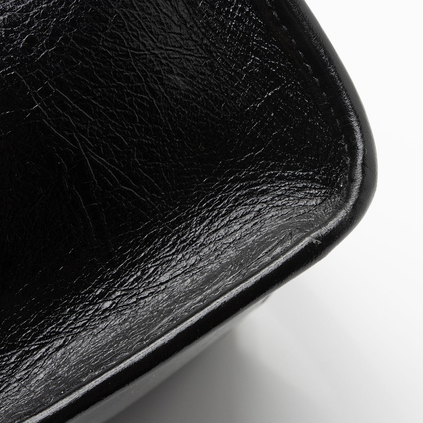 Saint Laurent Crinkled Calfskin Monogram Niki Medium Shopping Tote (SHF-RaBy7S)