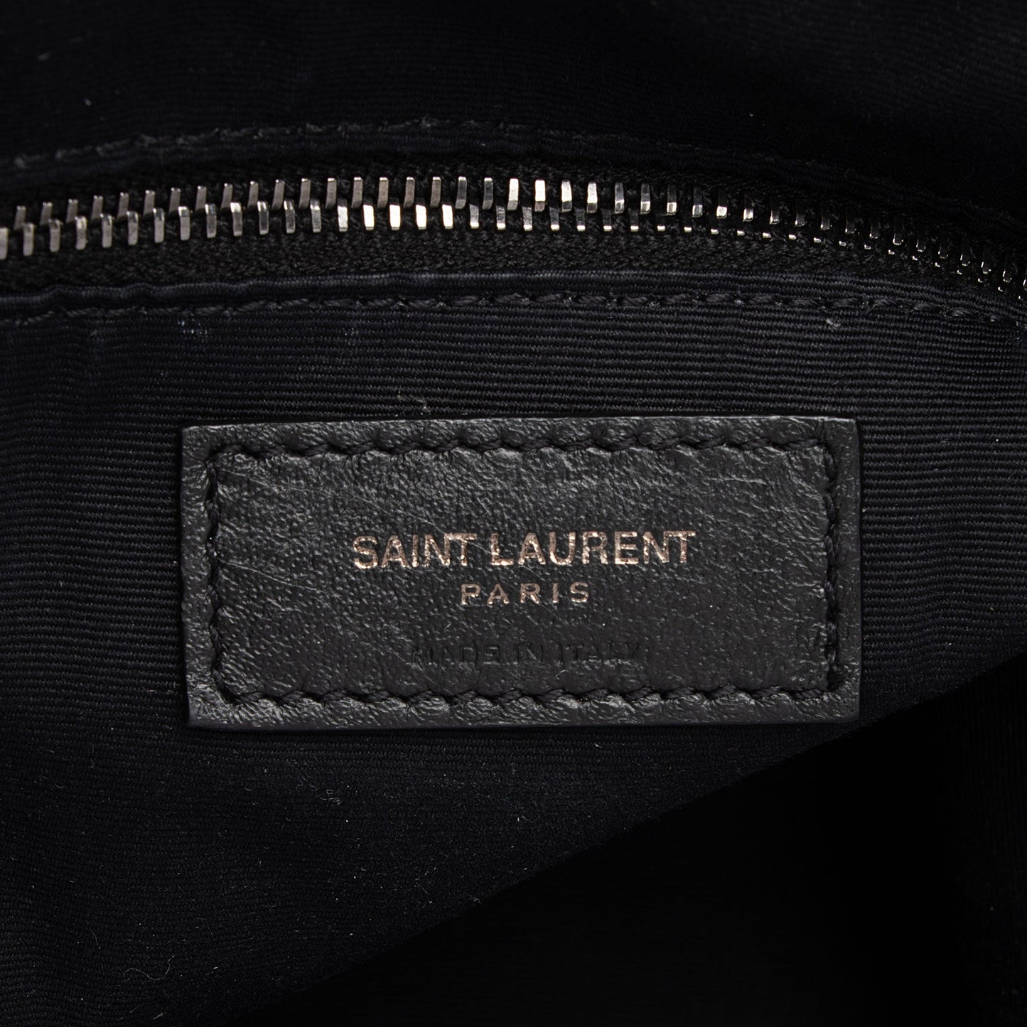 Saint Laurent Crinkled Calfskin Monogram Niki Medium Shopping Tote (SHF-gLfdmG)