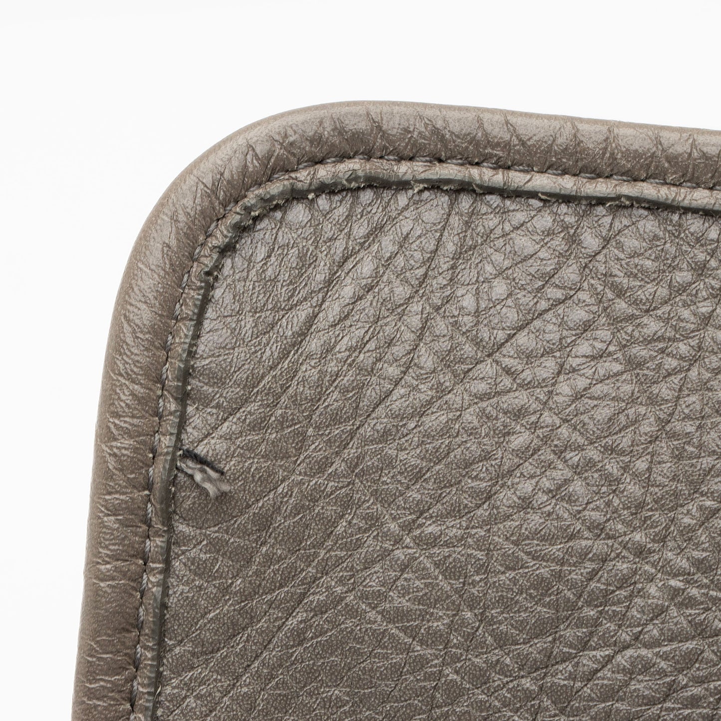 Saint Laurent Crinkled Calfskin Monogram Niki Medium Shoulder Bag (SHF-BbD05y)