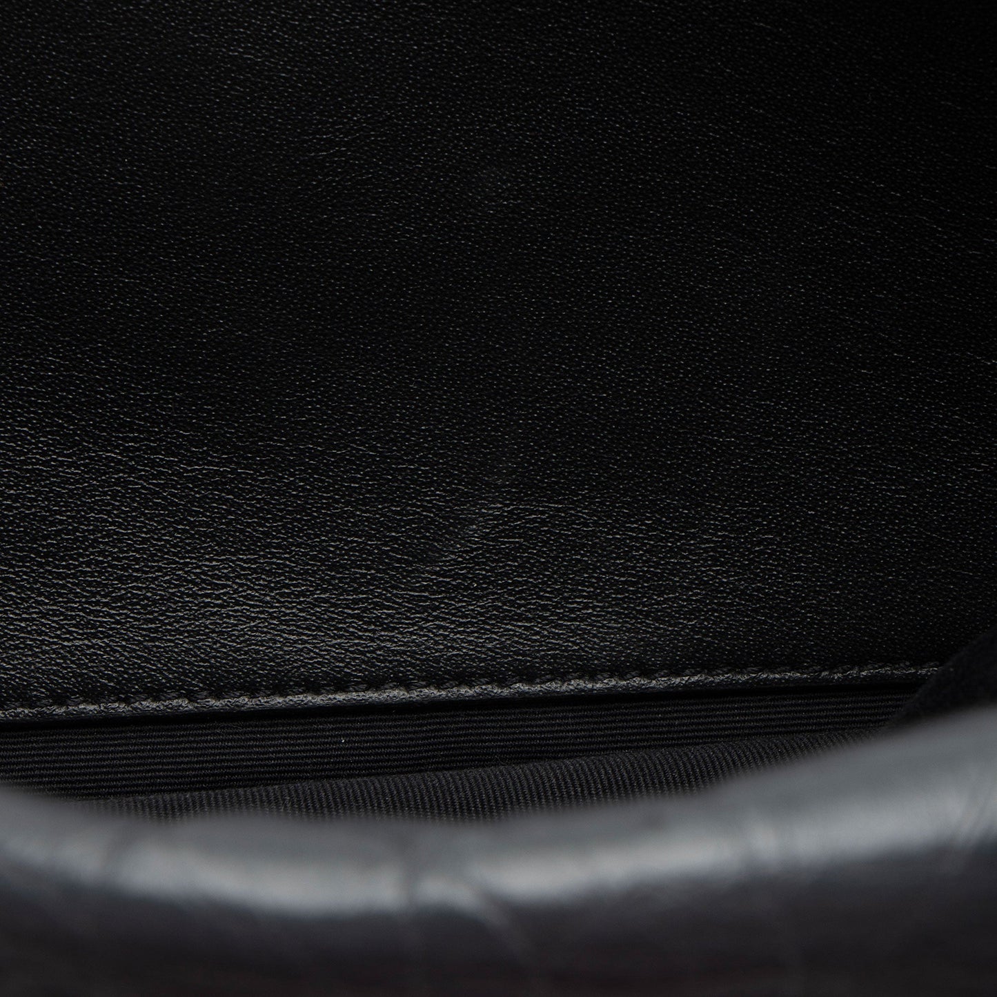 Saint Laurent Crinkled Calfskin Monogram Niki Medium Shoulder Bag (SHF-NH7fO1)