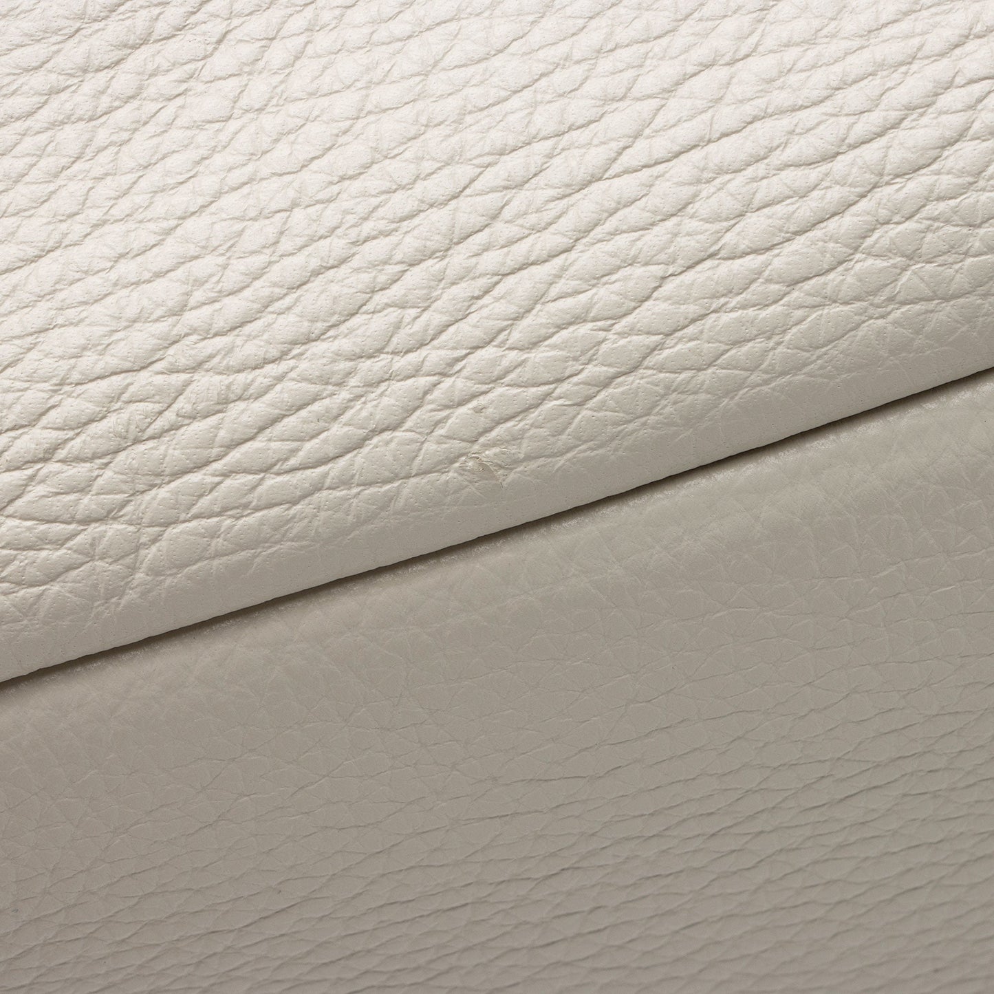 Saint Laurent Grained Calfskin Monogram Le 5 A 7 Bea Shoulder Bag (SHF-nDPpWc)