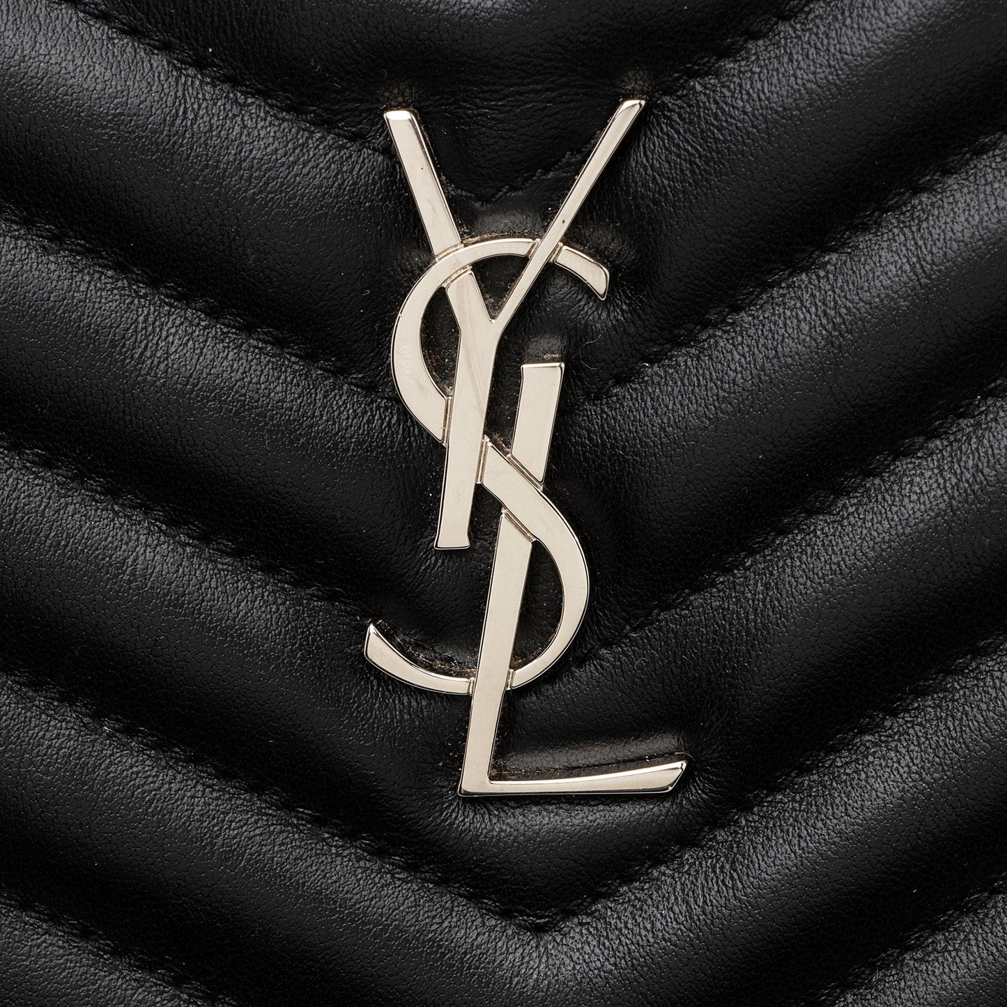 Saint Laurent Matelasse Calfskin Jolie Pouch (SHF-Zo6uL5)