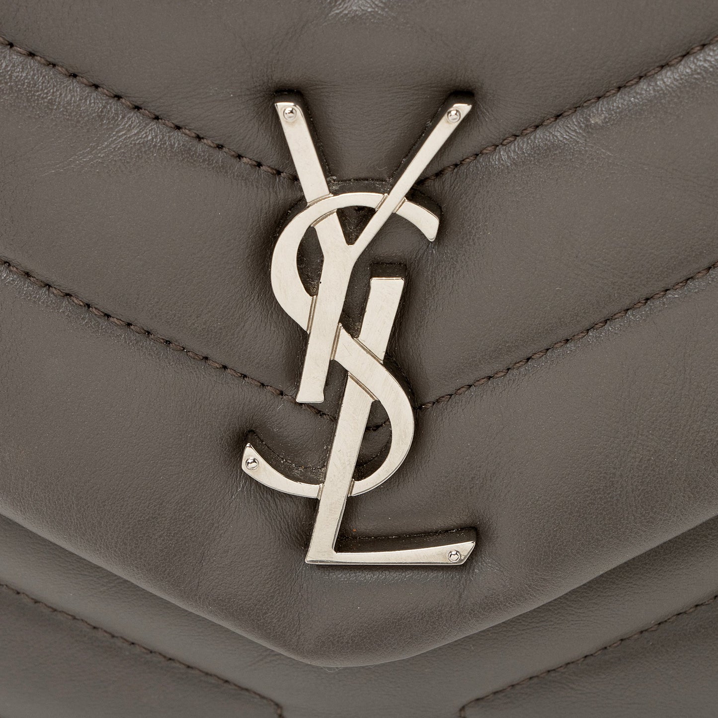 Saint Laurent Matelasse Calfskin LouLou Chain Small Crossbody Bag (SHF-22723)