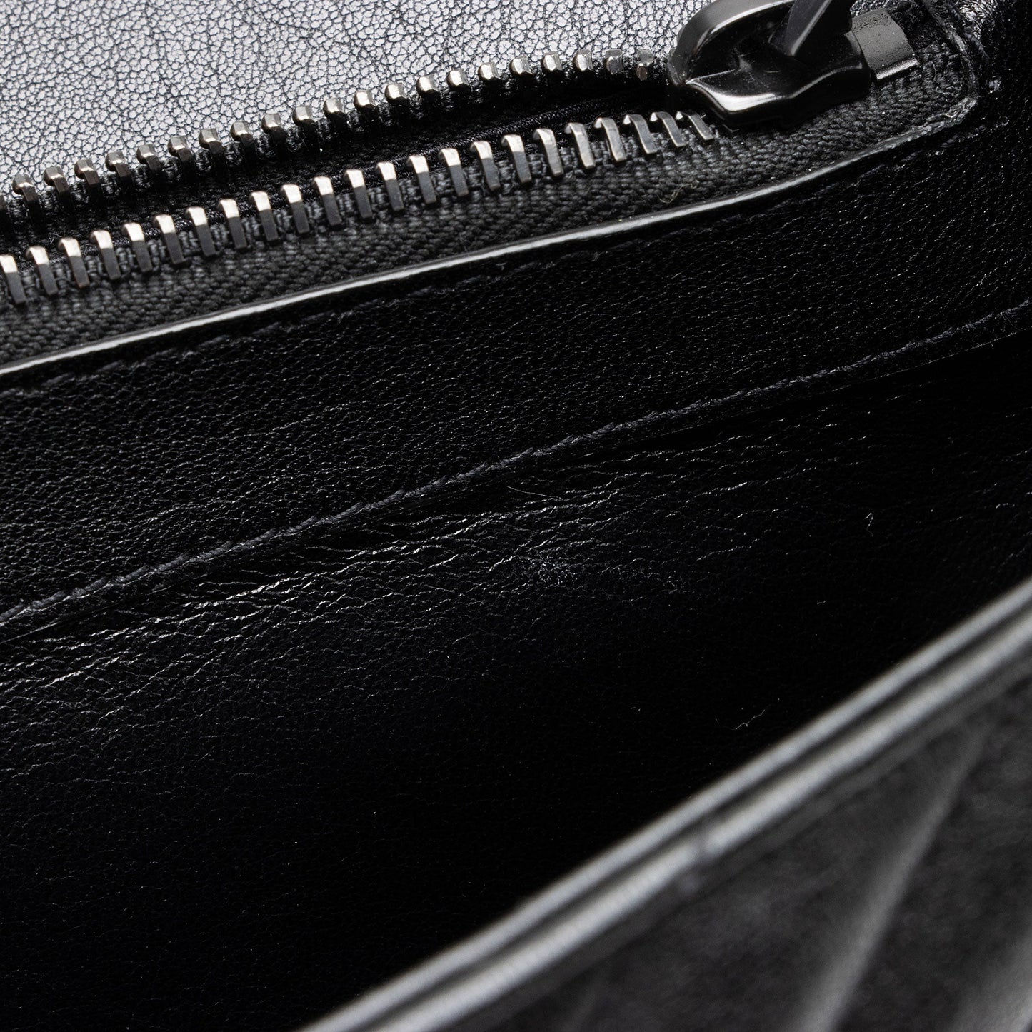 Saint Laurent Matelasse Calfskin Monogram College Large Shoulder Bag (SHF-NTG48D)