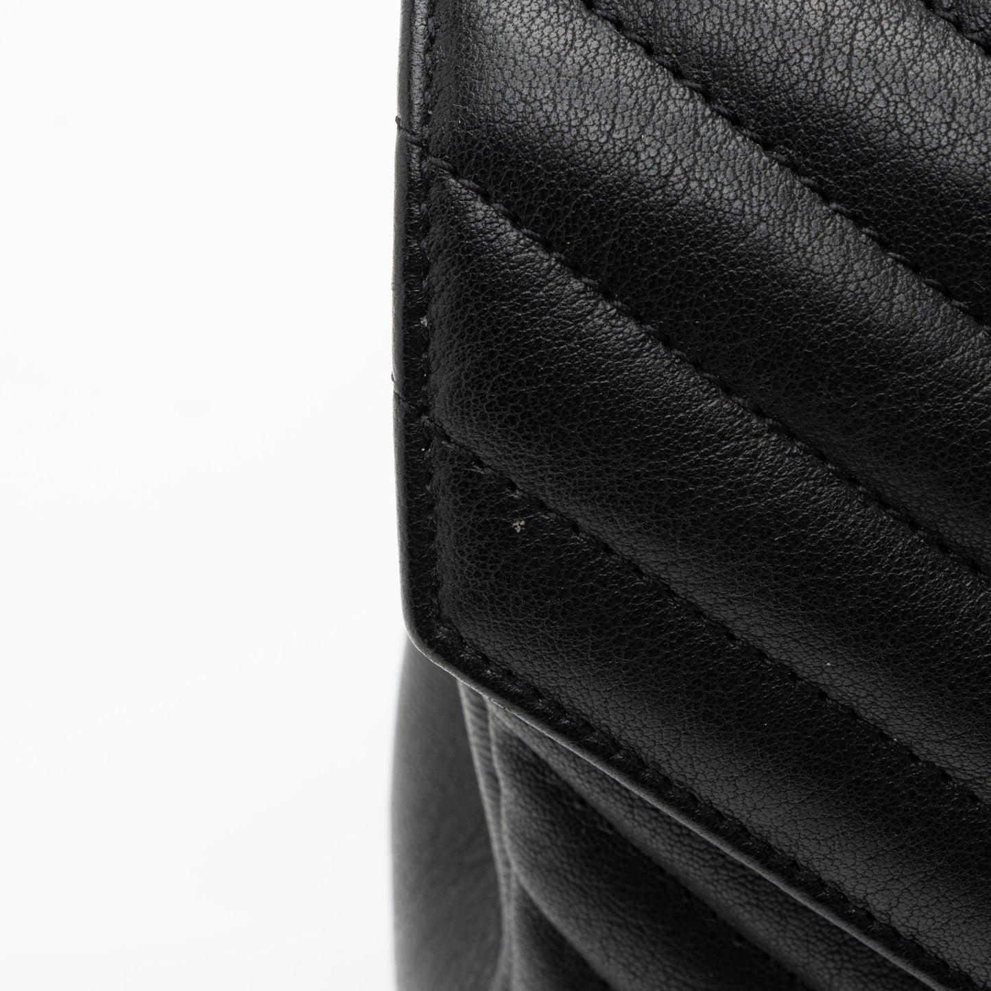 Saint Laurent Matelasse Calfskin Monogram College Medium Shoulder Bag (SHF-MMt0qg)