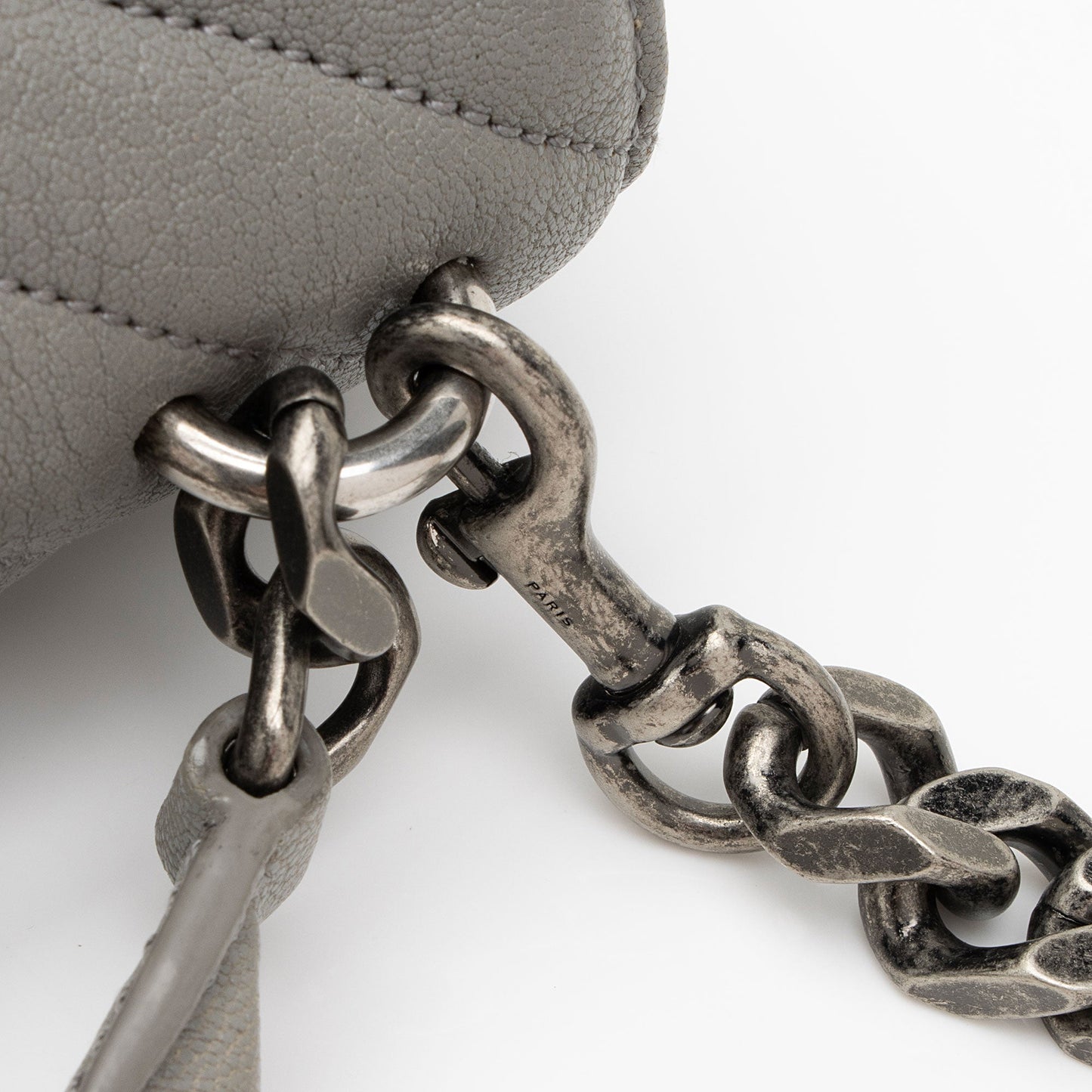 Saint Laurent Matelasse Calfskin Monogram College Medium Shoulder Bag (SHF-D2O1lS)
