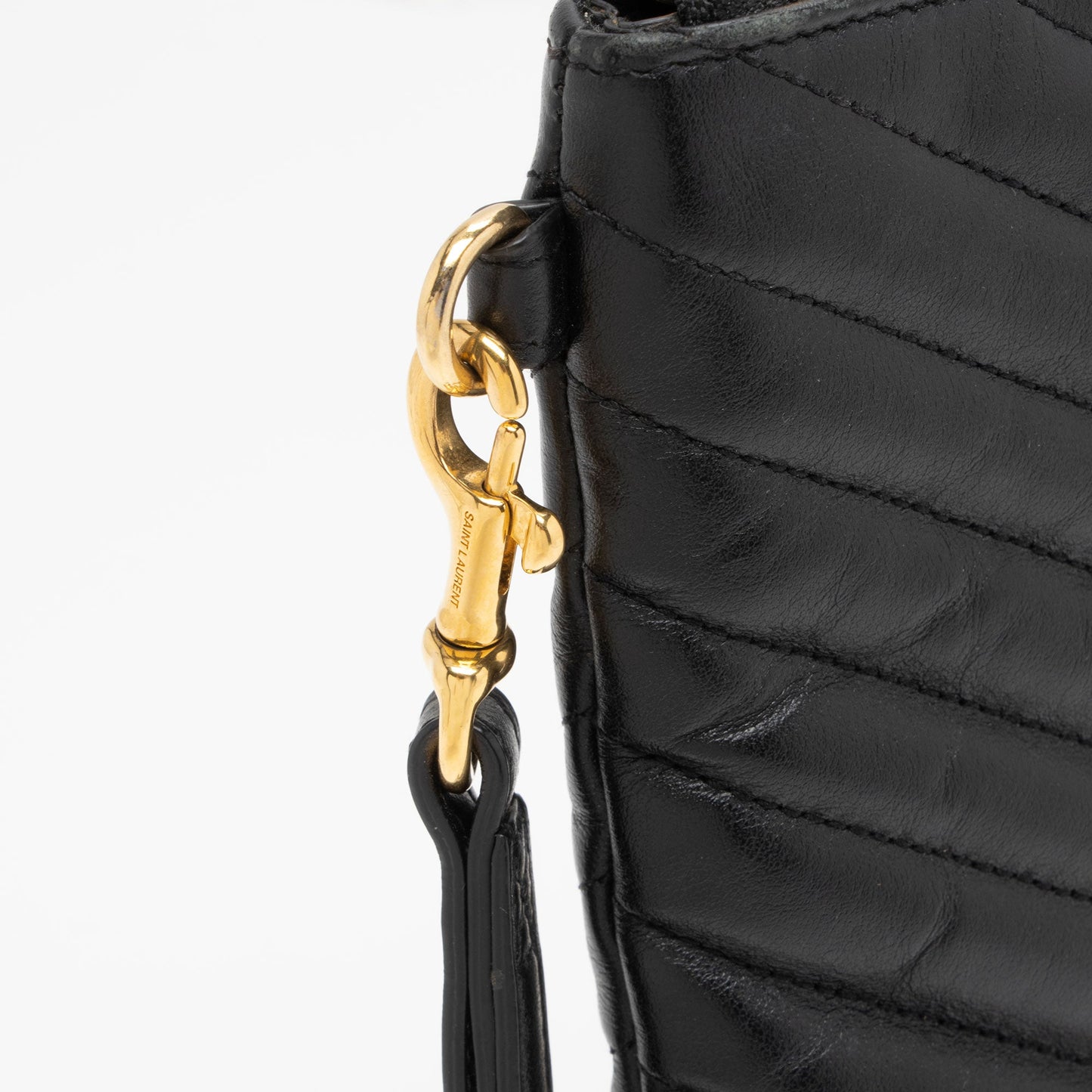 Saint Laurent Matelasse Calfskin Monogram Large Wristlet (SHF-Cxxp2w)